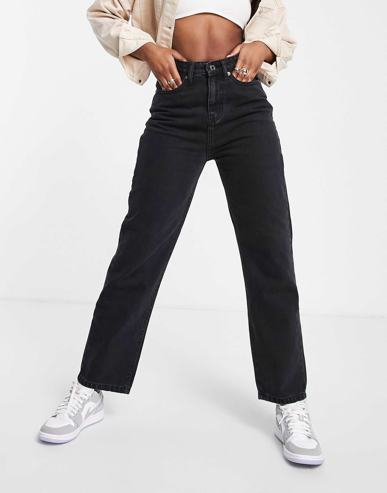 DTT Katy high waist cropped straight jeans in washed black 4590₽