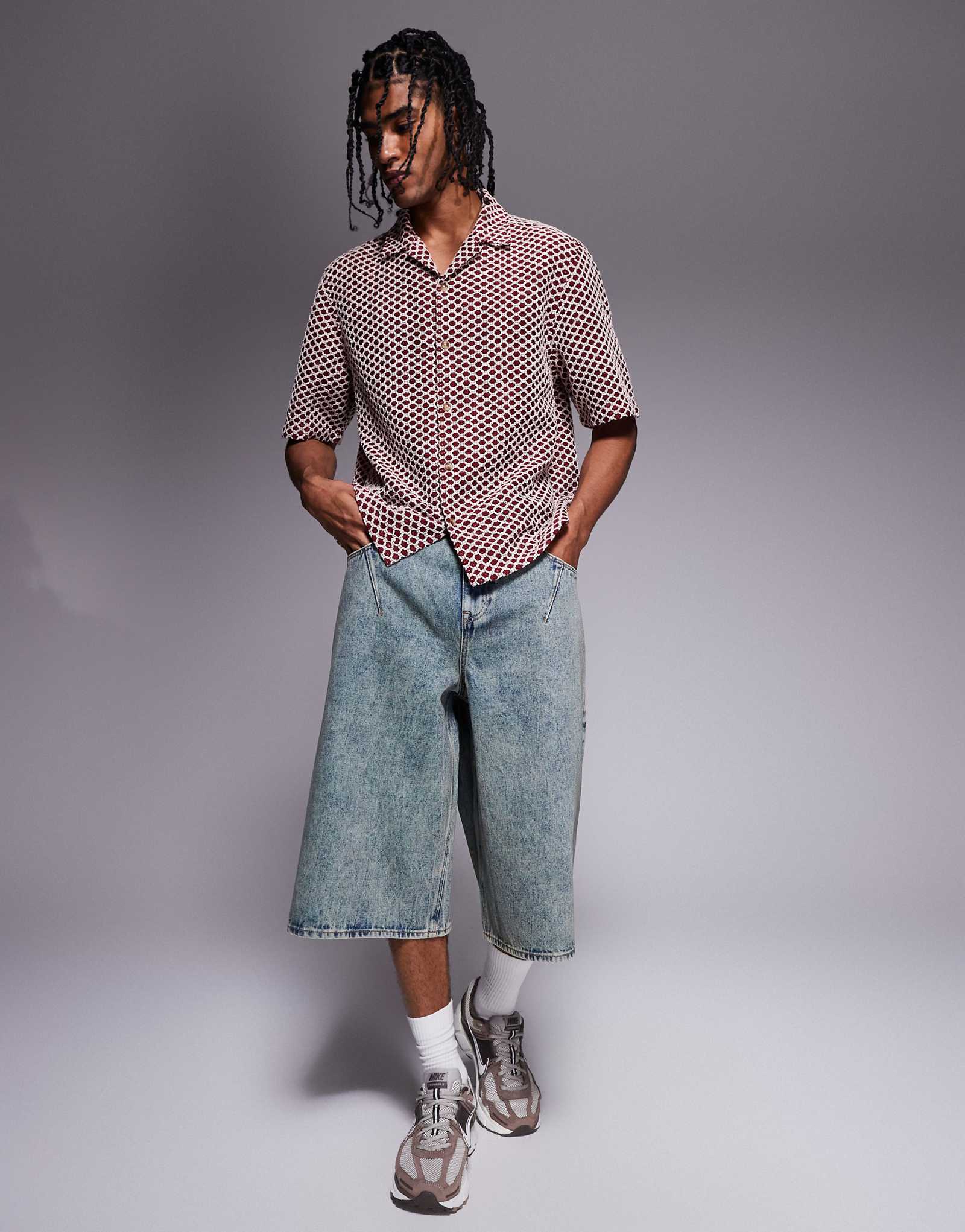 ASOS DESIGN longer length denim jorts in acid wash with pleat details 6990₽