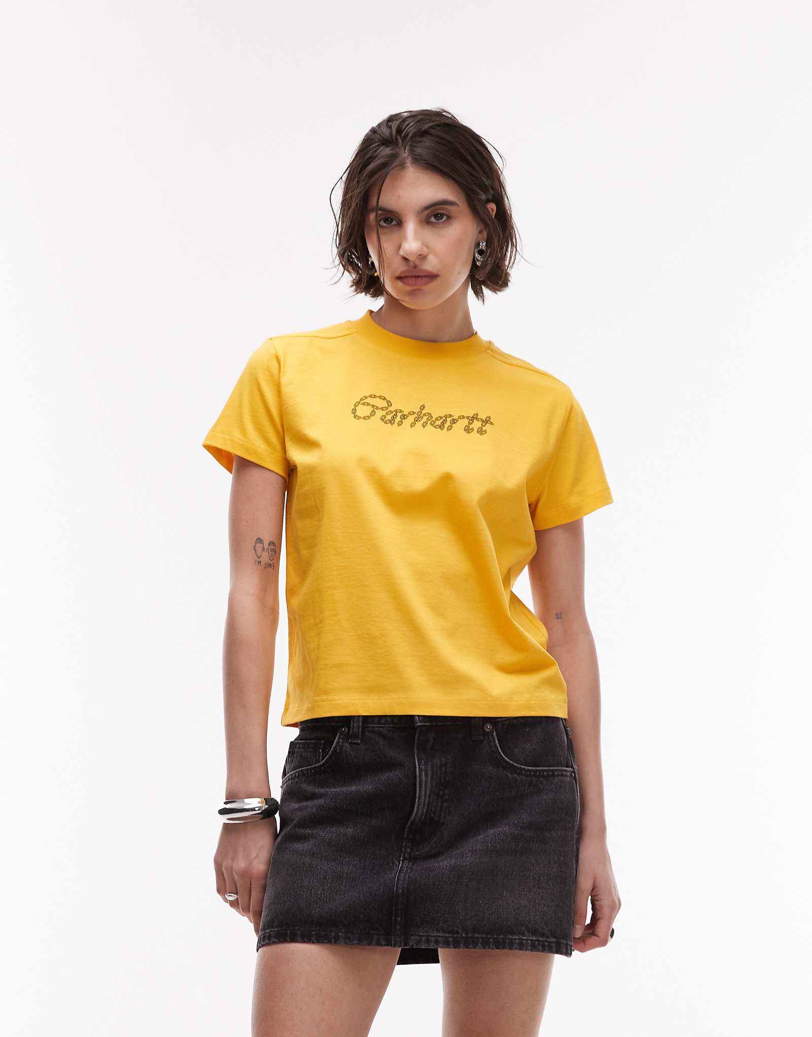 Carhartt WIP chain back print T-shirt in yellow 11790₽