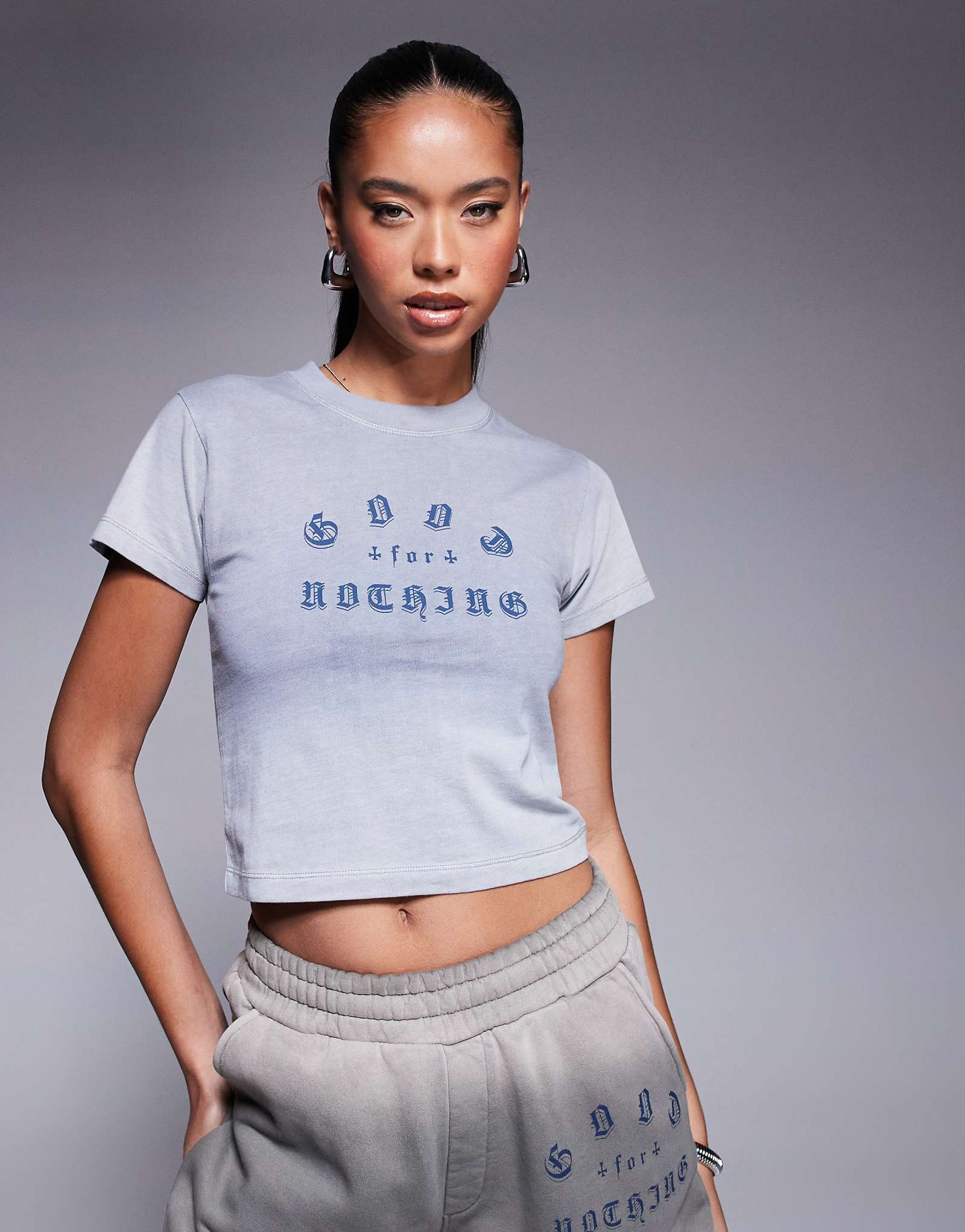 Good For Nothing cropped logo T-shirt in gray 6890₽