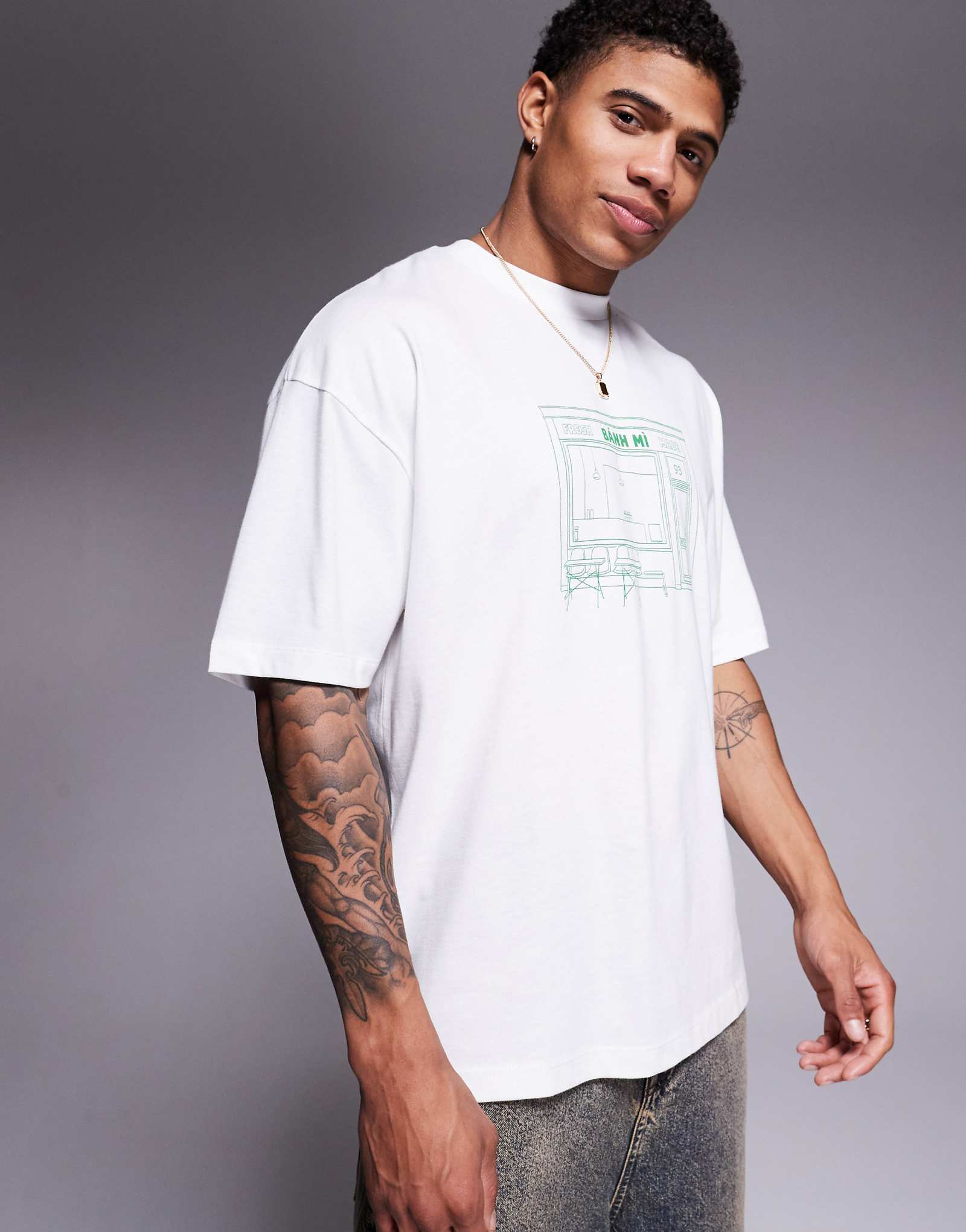 ASOS DESIGN oversized t-shirt with restaurant graphic in white 4090₽