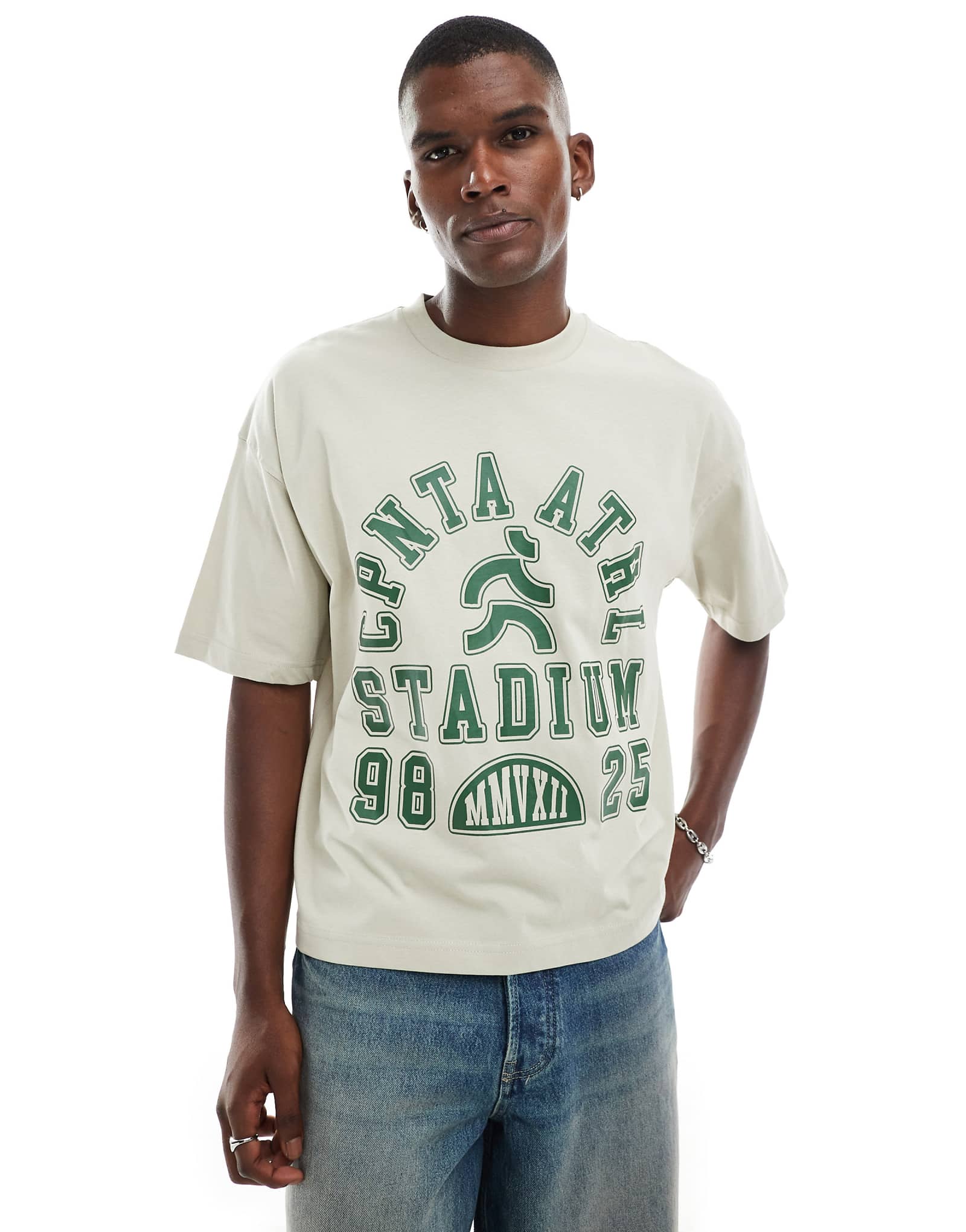 ASOS DESIGN boxy oversized T-shirt with sports graphic in beige 2390₽