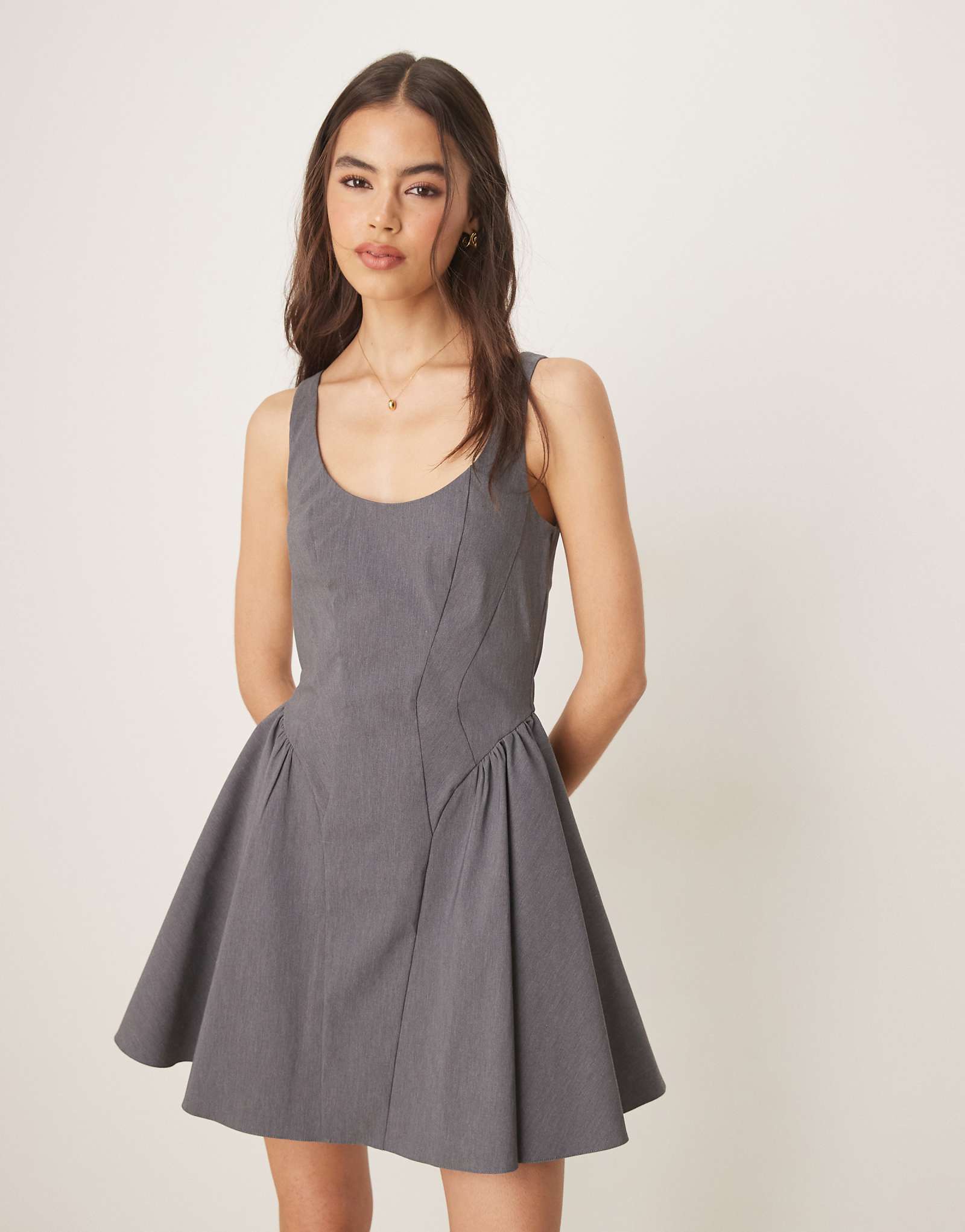 ASOS DESIGN Tall bengaline scoop neck structured flippy mini dress in charcoal 7590₽