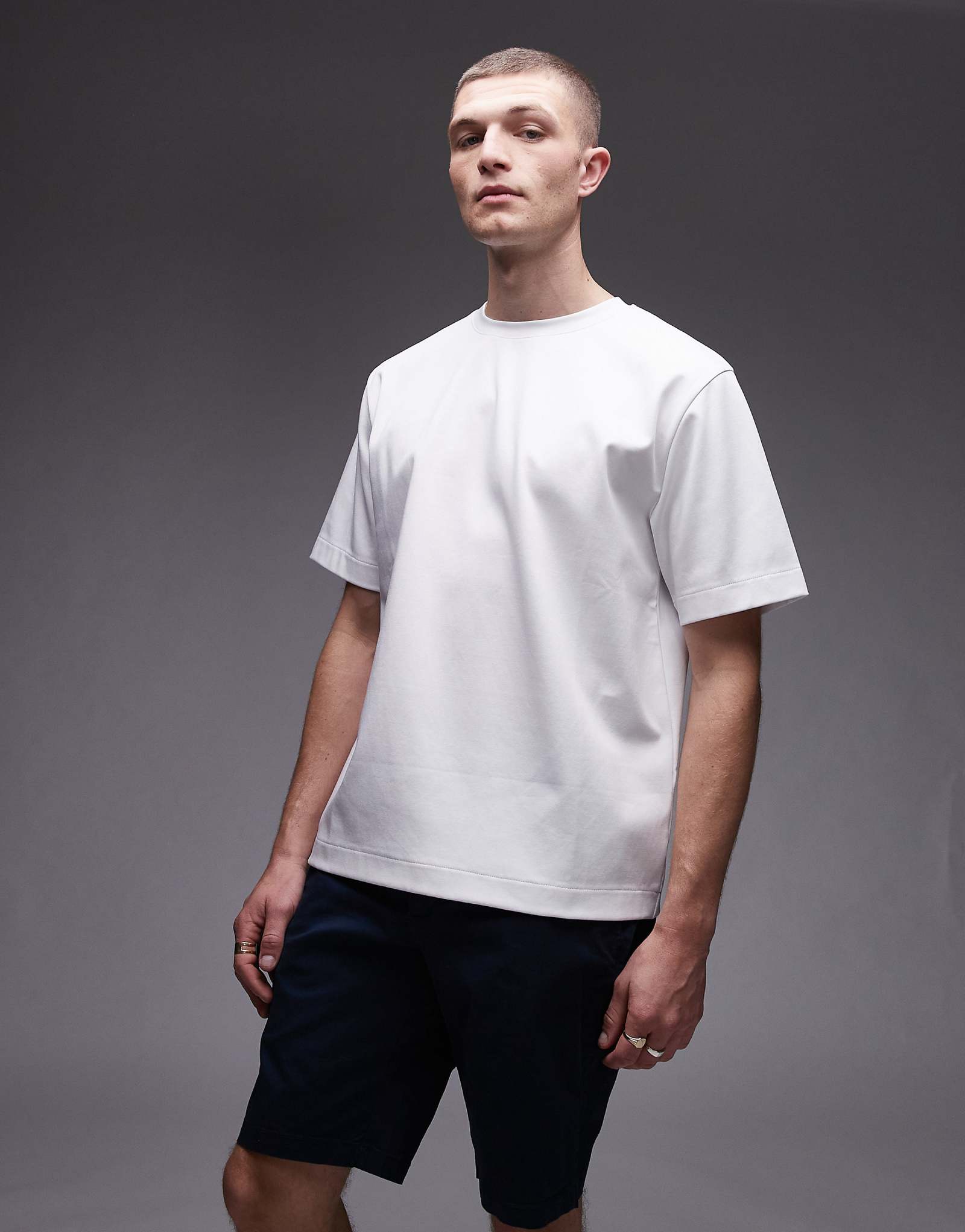 ARKET heavyweight interlock jersey oversized t-shirt in white 10790₽