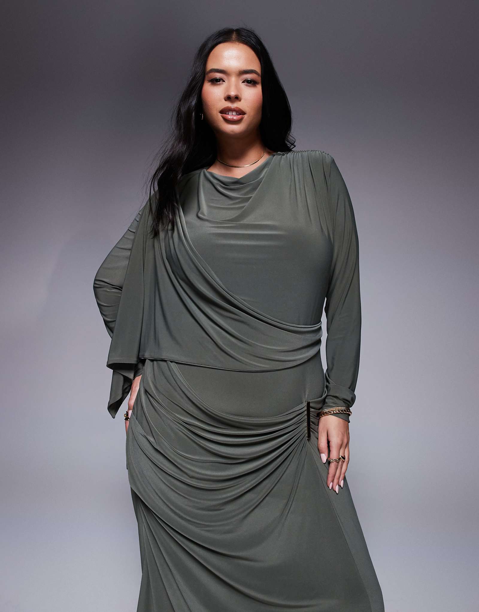 ASOS DESIGN Curve long sleeve drape maxi dress with hitched skirt and trim in khaki 10390₽