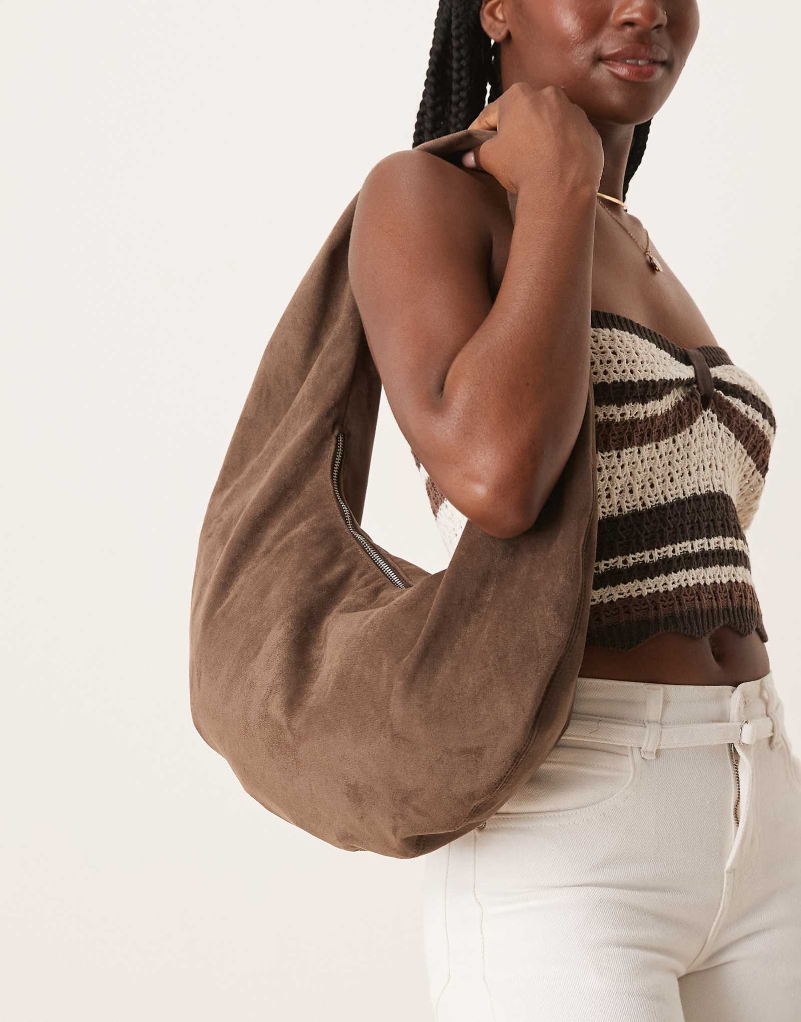 Gina Tricot slouchy faux suede shoulder bag in dark brown 13590₽