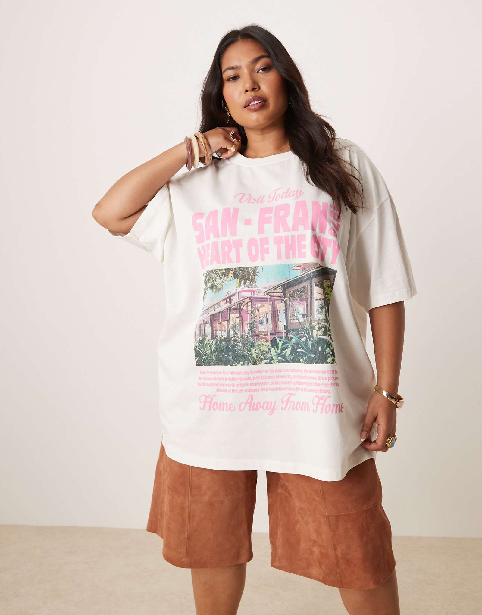 ASOS DESIGN Curve oversized T-shirt with san francisco graphic in cream 5090₽