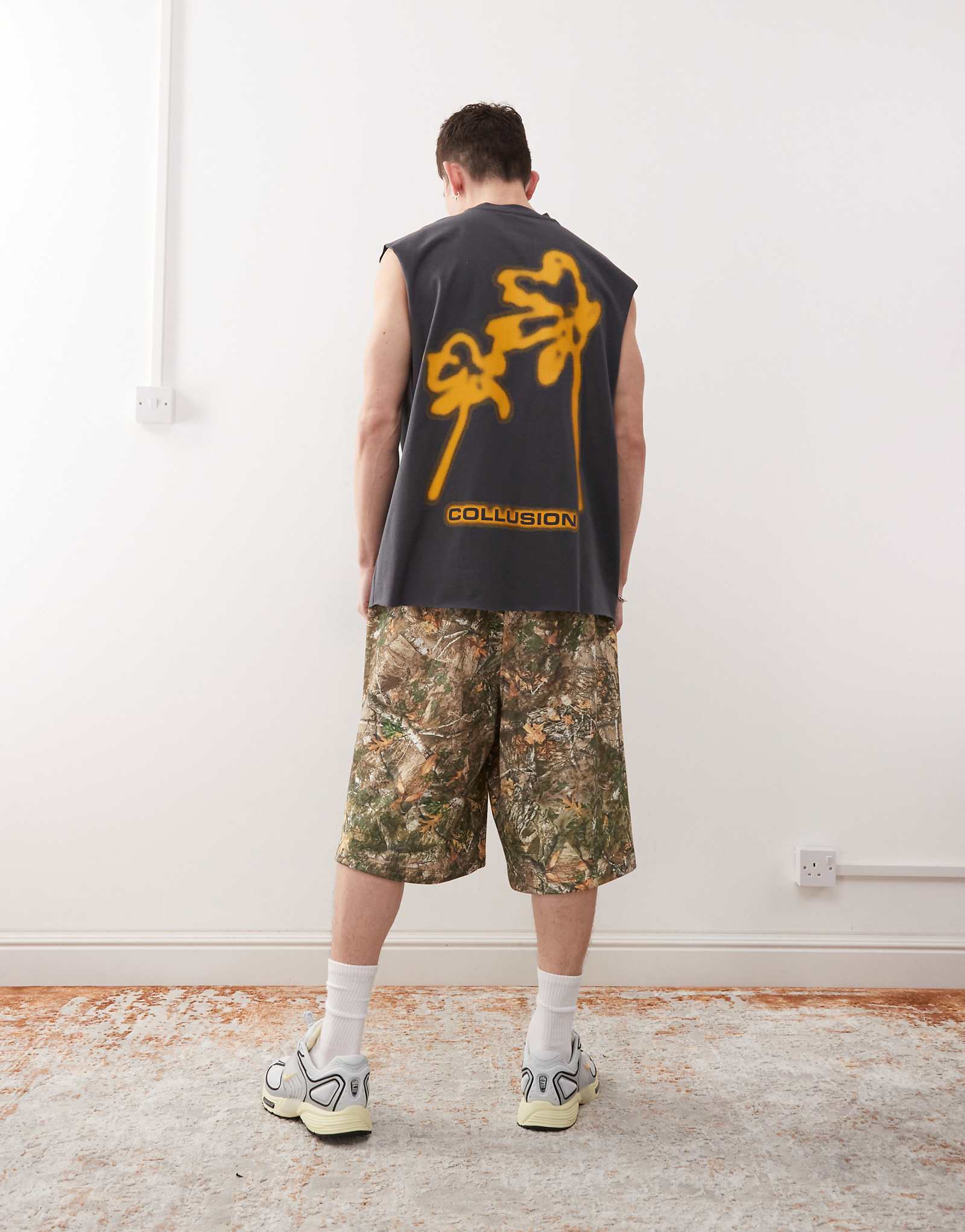 COLLUSION Washed black tank with print 7090₽