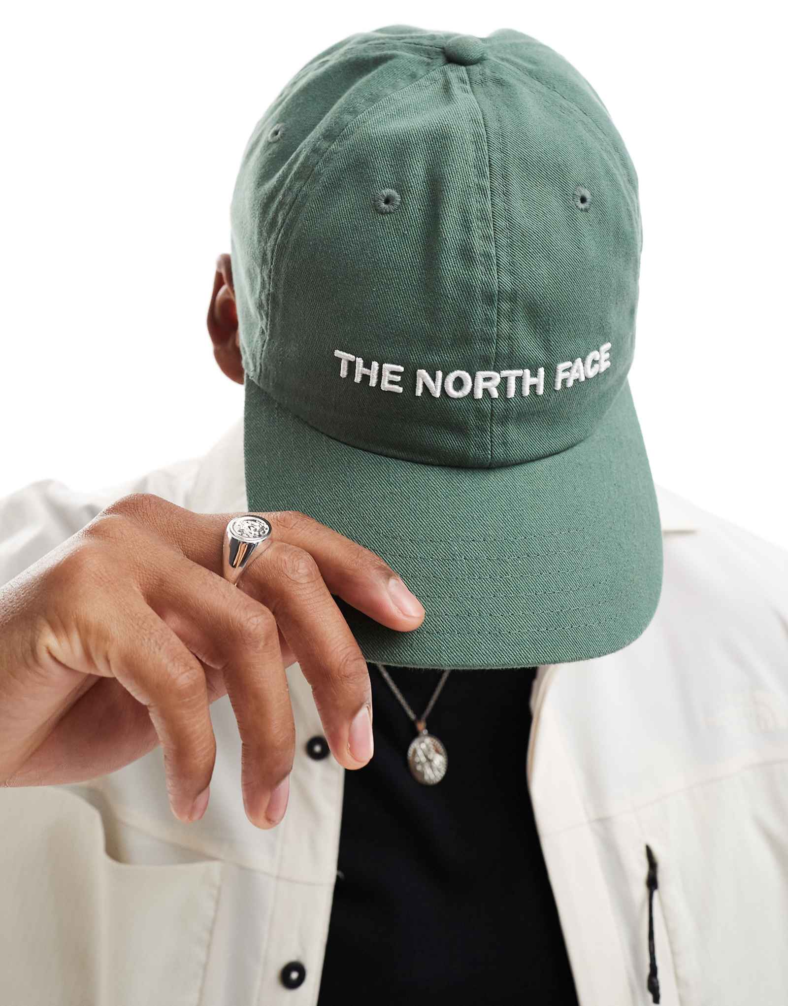 The North Face Roomy Norm Cap in green 6490₽