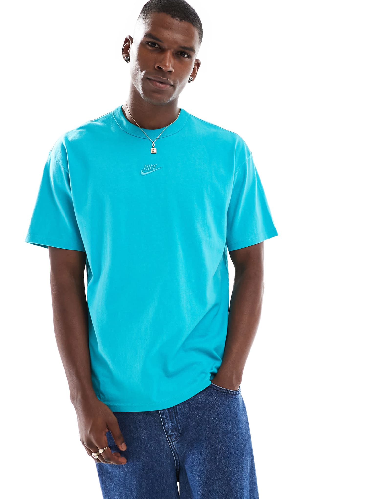 Nike Premium Essentials oversized T-shirt in teal 6090₽