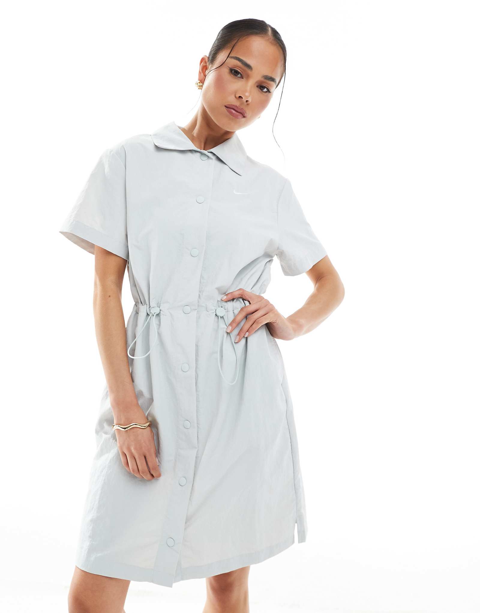 Nike Everything woven dress in light gray 16290₽