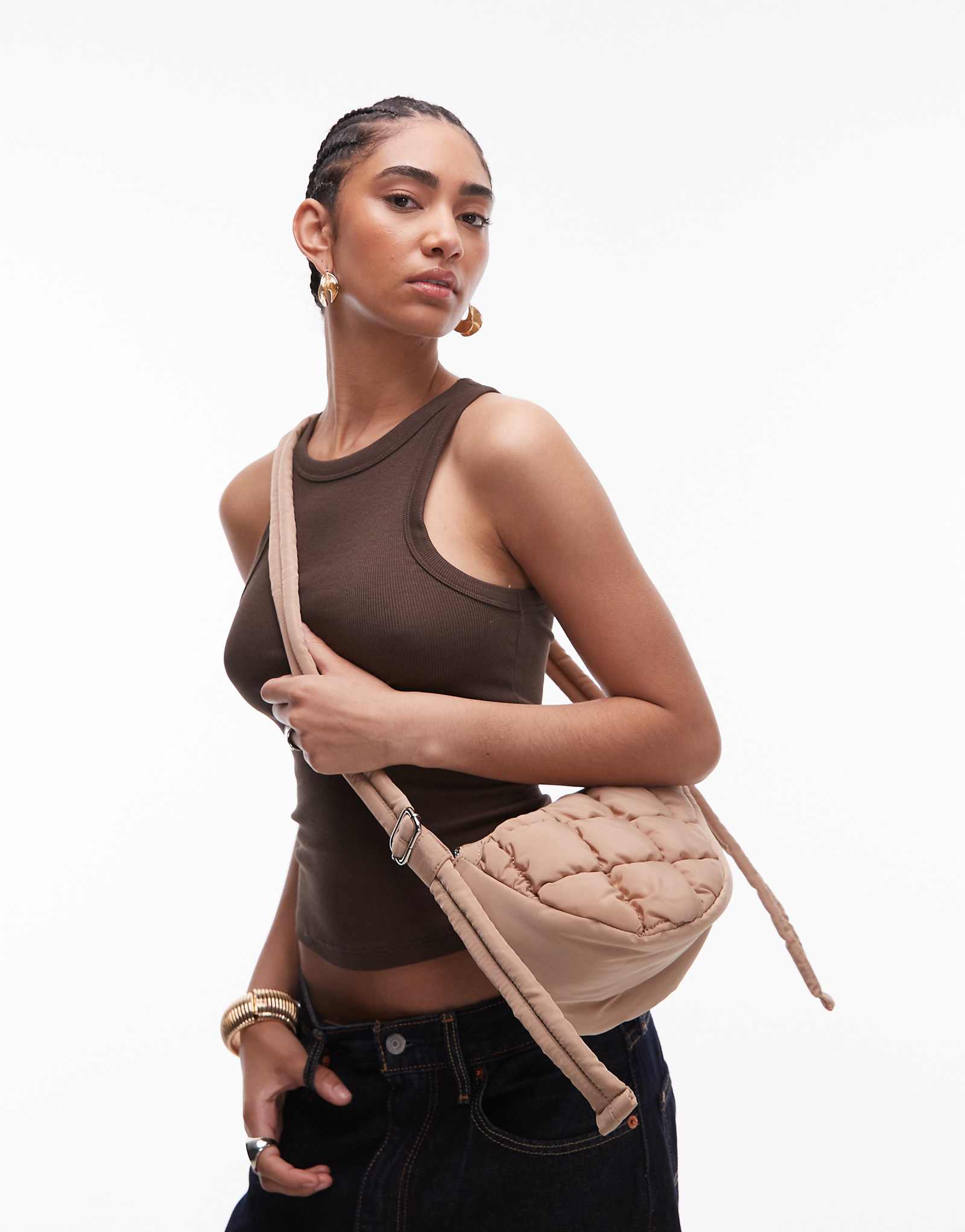 Topshop Callie scoop quilted nylon cross body bag in camel 5490₽
