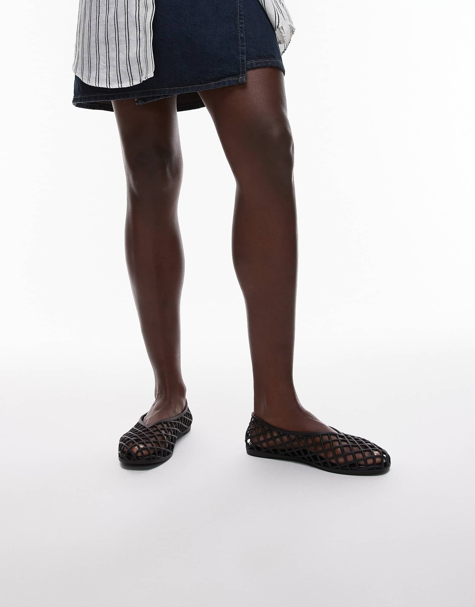 Topshop Halo caged jelly shoes in black 7390₽