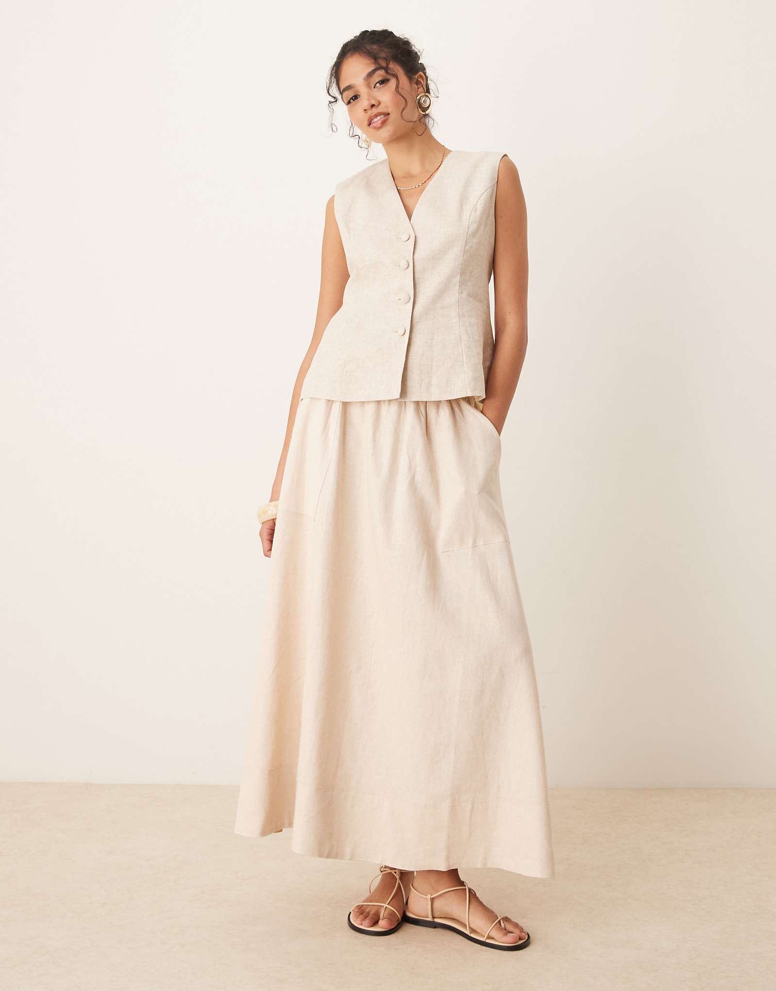 YAS linen mix full midi skirt in birch cream 21190₽