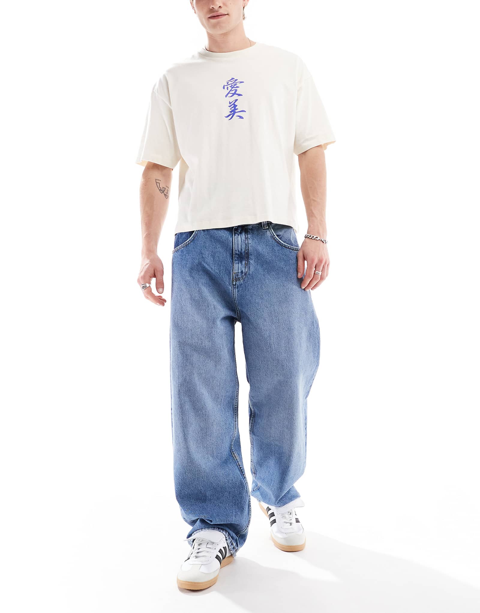 Pull-Bear baggy loose jeans in washed blue 9690₽