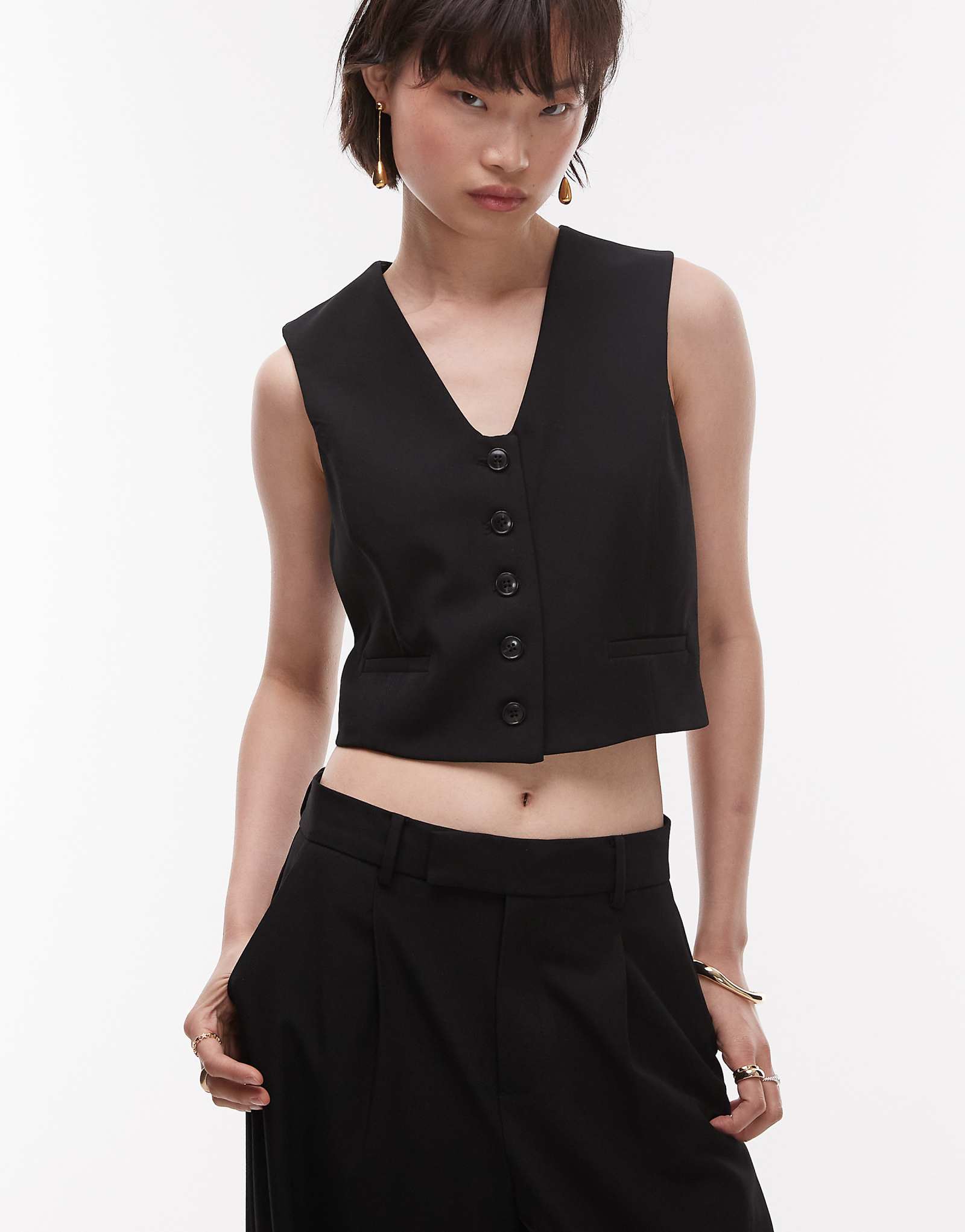 Mango cropped vest in black - part of a set 9990₽