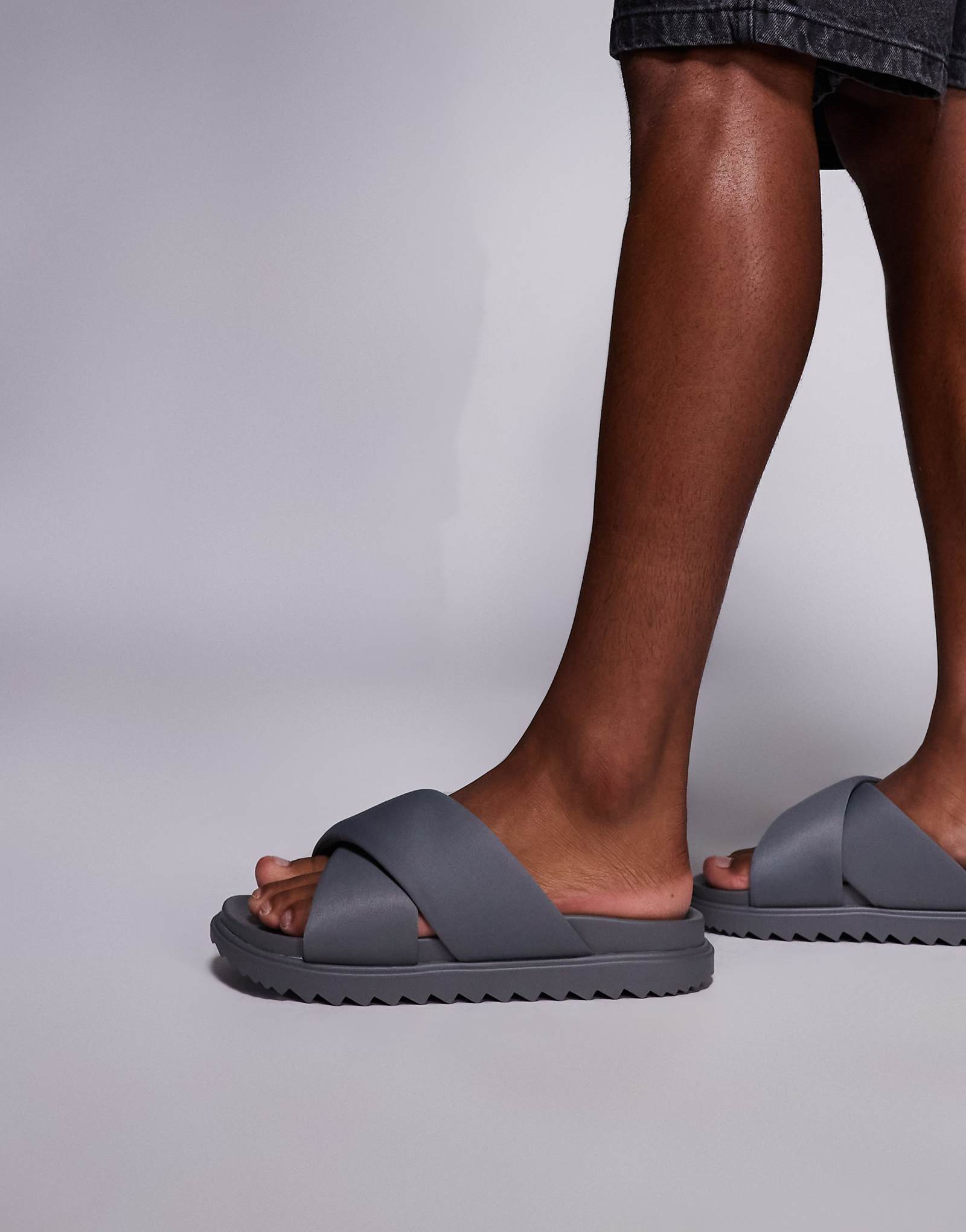 ASOS DESIGN padded cross over strap sandals in gray 5290₽