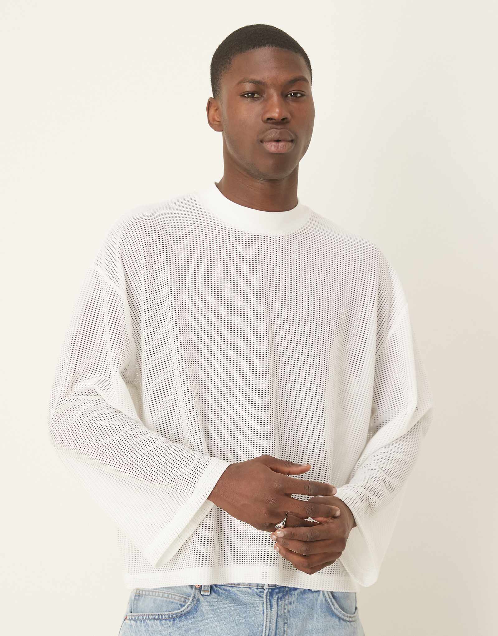 ASOS DESIGN oversized dropped shoulder long sleeve T-shirt in white mesh 5390₽