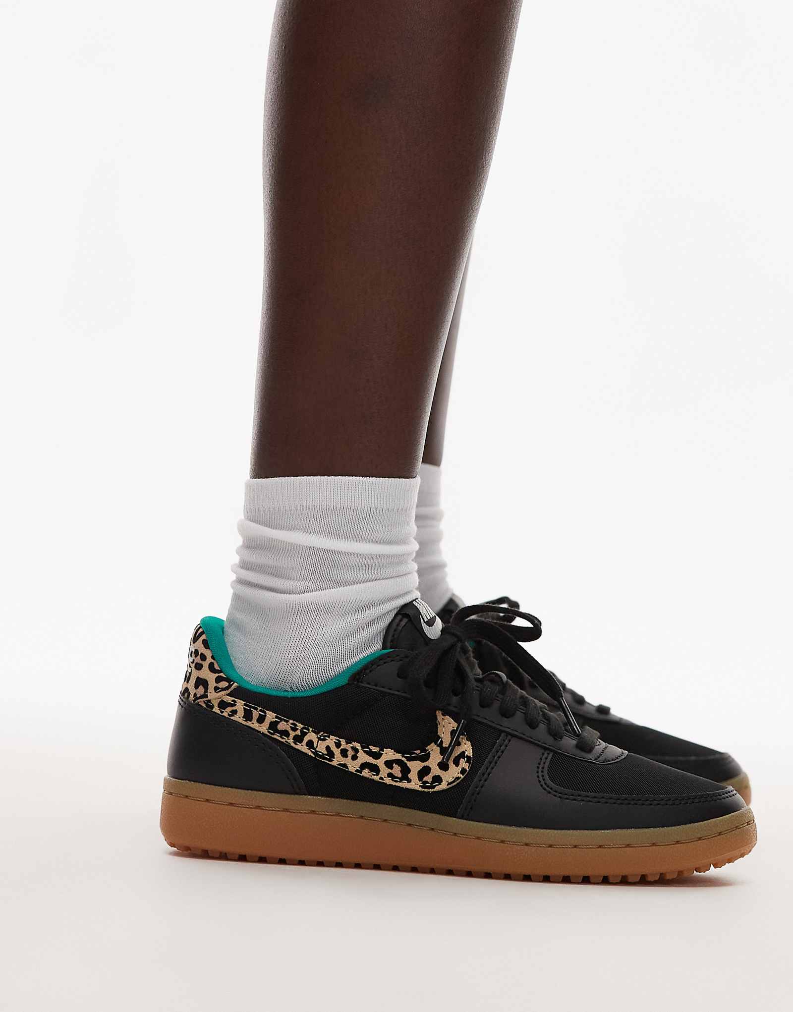 Nike Field General sneakers in black and leopard print 13590₽