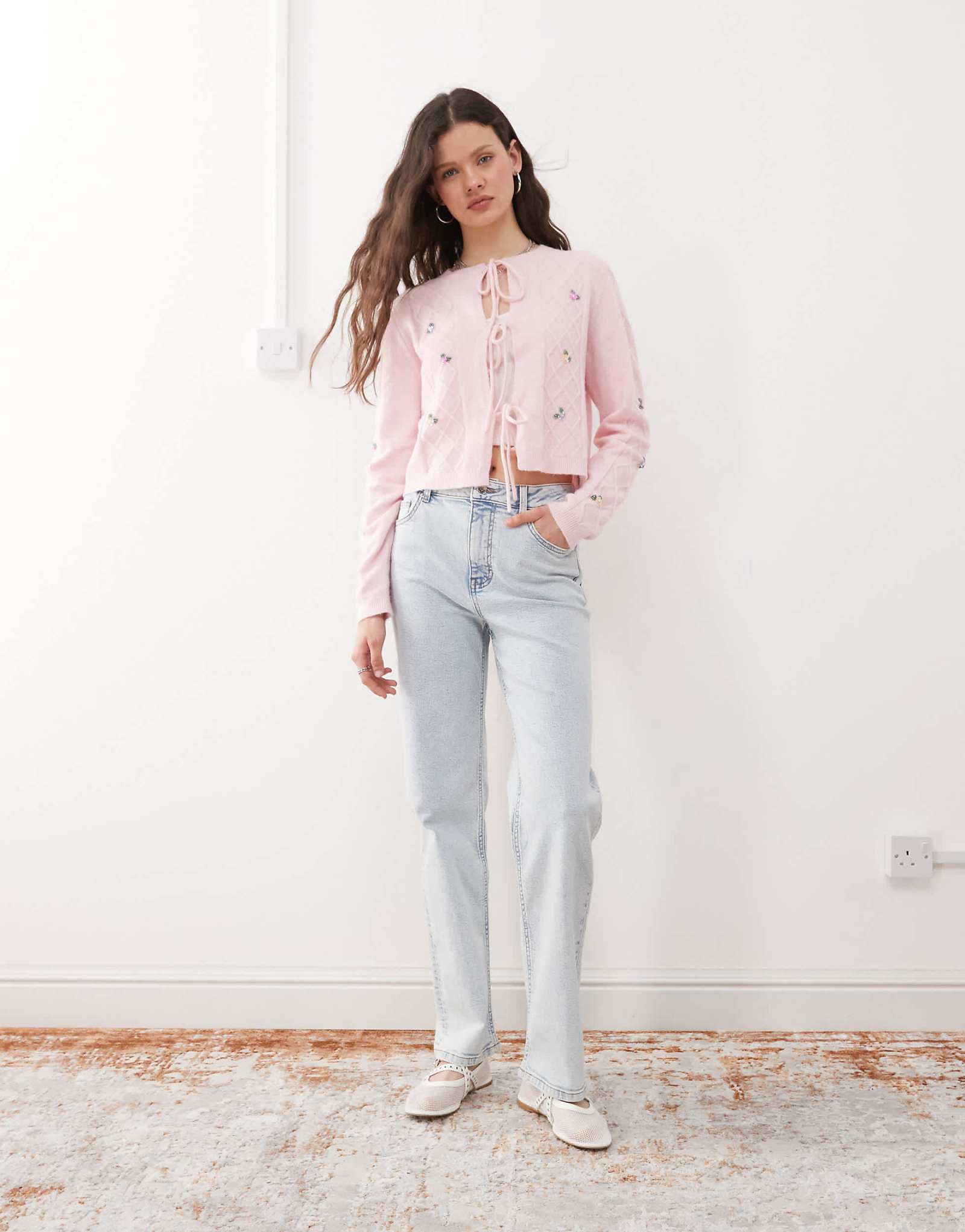 Miss Selfridge heart pocket straight leg jeans in ice bleach wash 3090₽