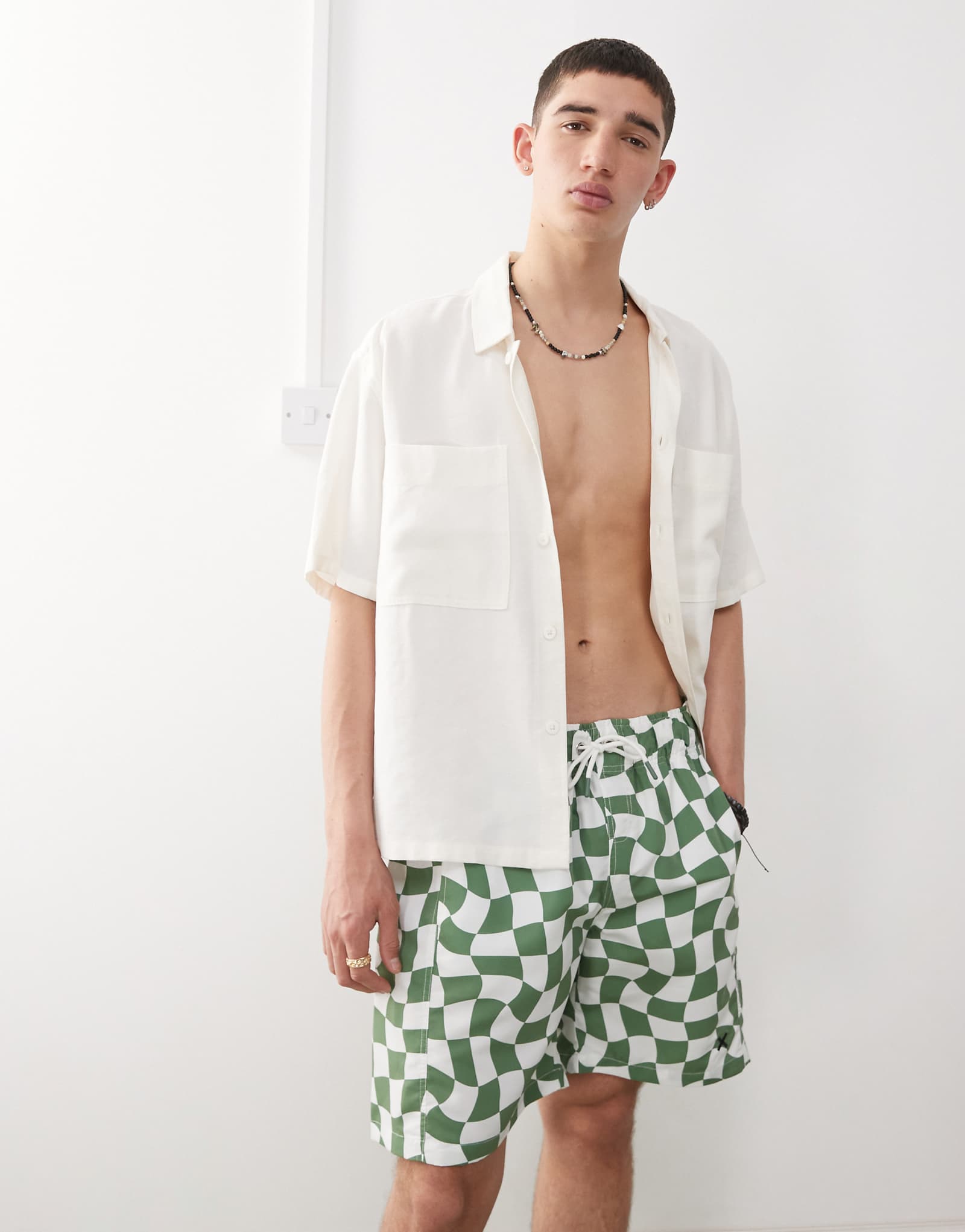 COLLUSION checkerboard swim shorts in khaki 4990₽