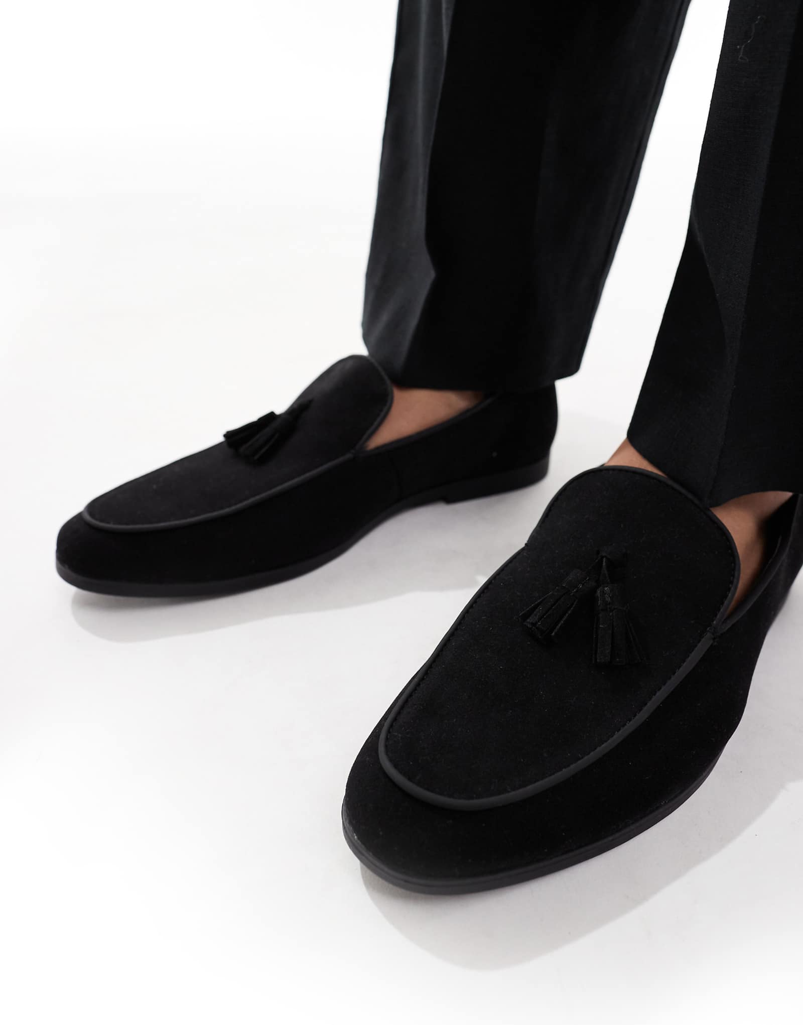 SEQWL Charlie loafers with tassels in faux suede black 9290₽