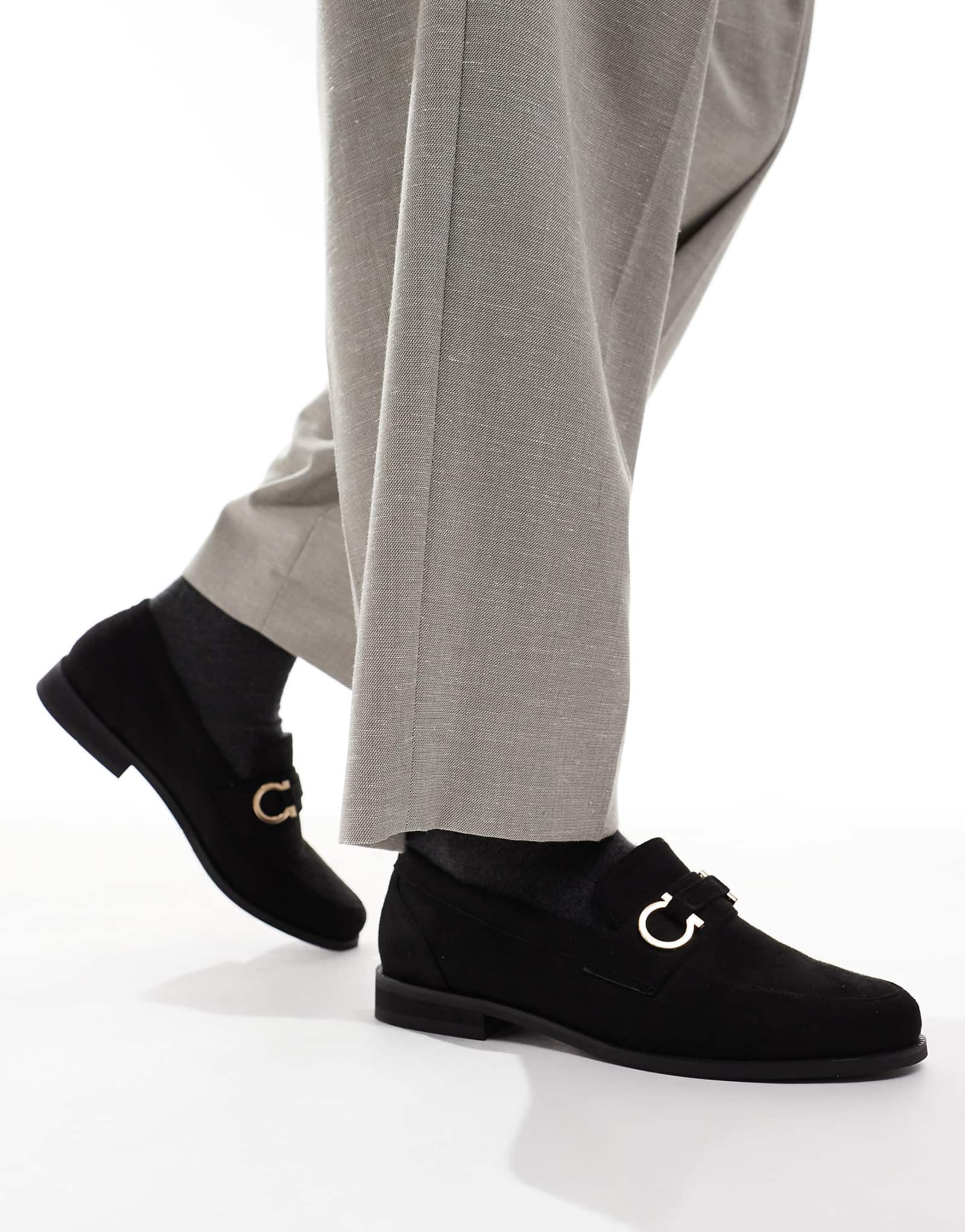 SEQWL Hero trim loafers in black faux suede 9290₽