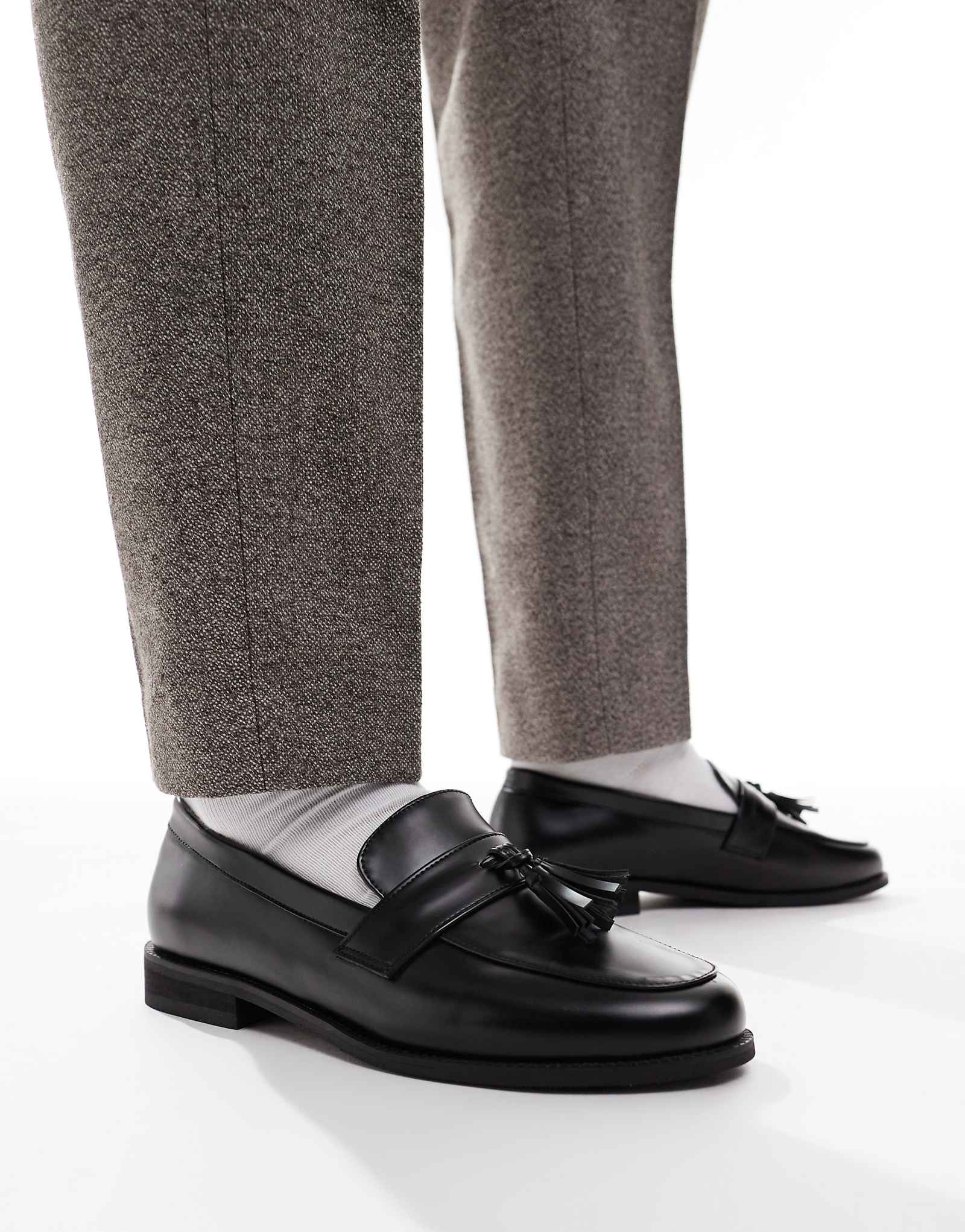 SEQWL Hero loafers with tassel in faux leather black 8390₽