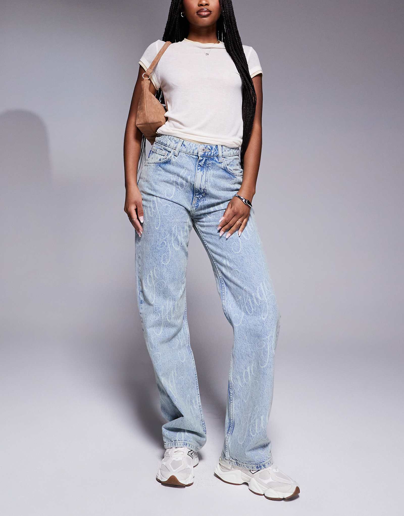 Hugo Blue logo printed straight fit jeans in blue 14890₽