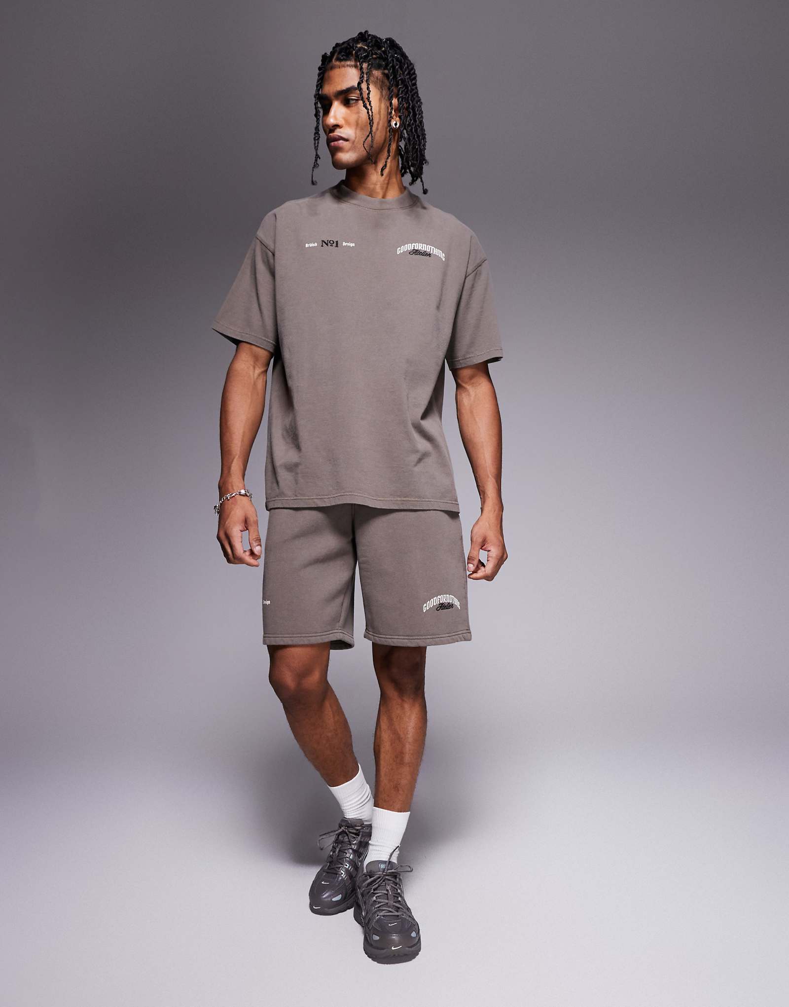 Good For Nothing logo shorts in taupe - part of a set 7990₽