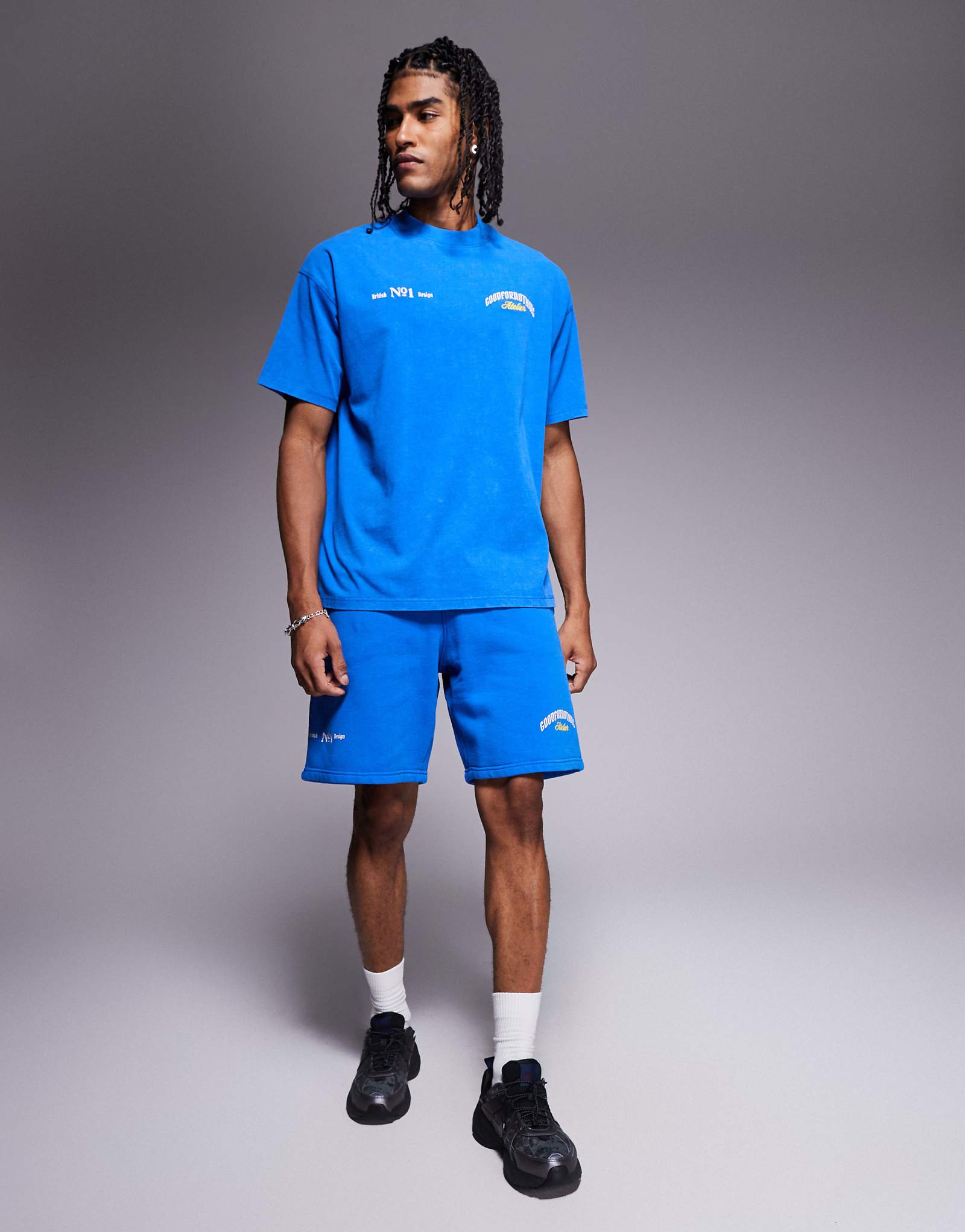 Good For Nothing logo shorts in blue - part of a set 7990₽