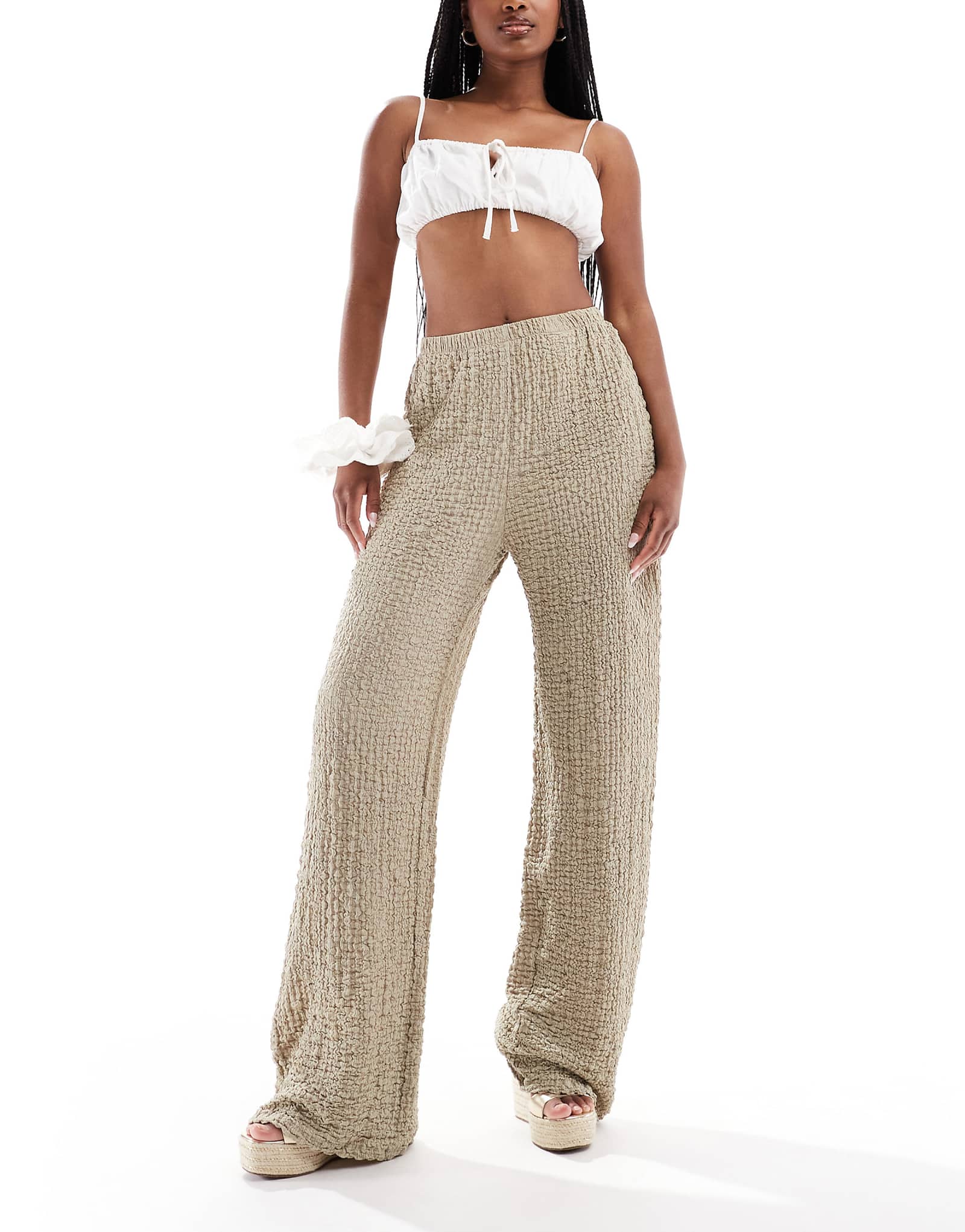 ONLY textured wide leg pants in beige 6690₽