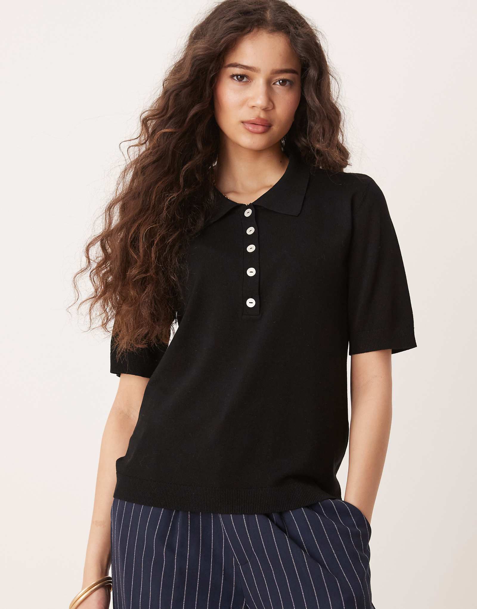 JDY polo shirt in black 7790₽