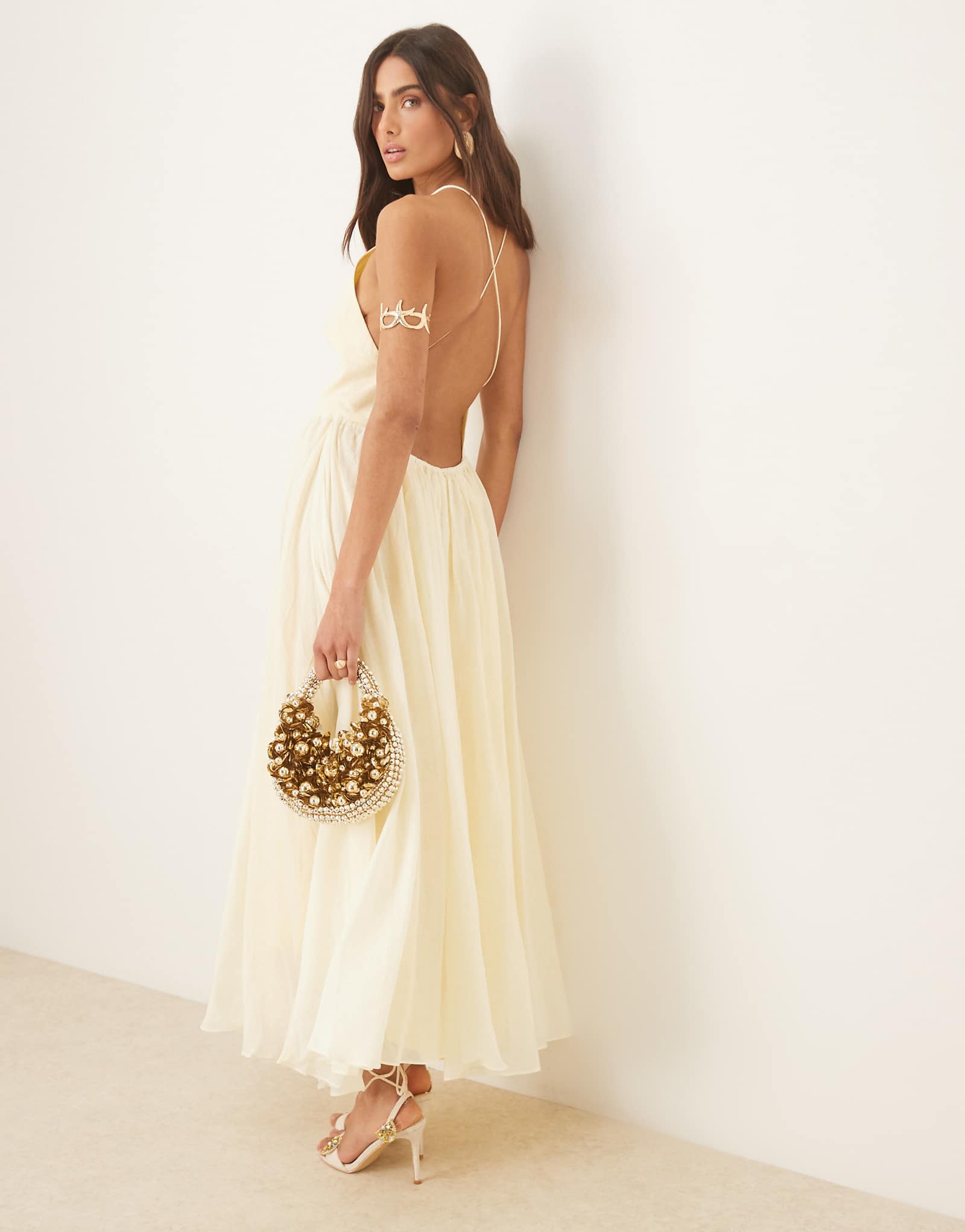Bardot Arletha halter maxi dress in canary yellow 63490₽