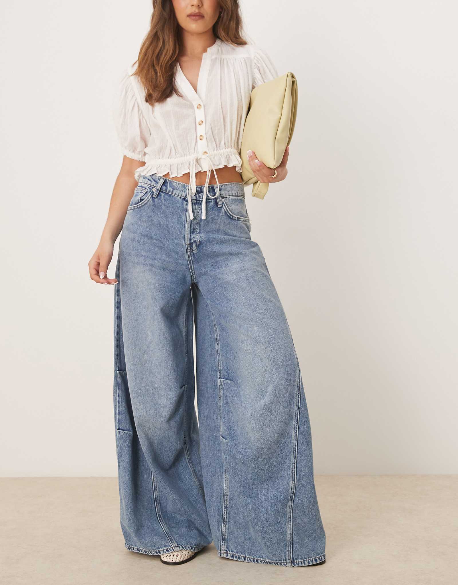 Free People Westward relaxed jeans in washed blue 30190₽