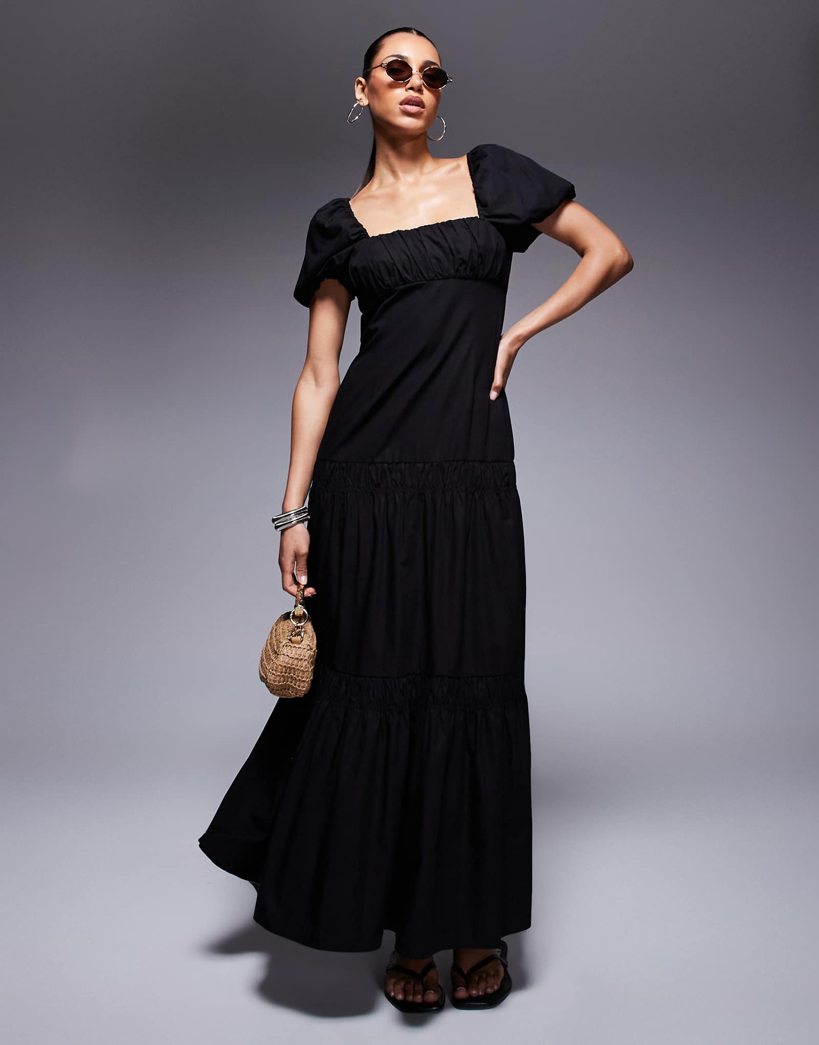 River Island puff sleeve midi dress in black 12990₽