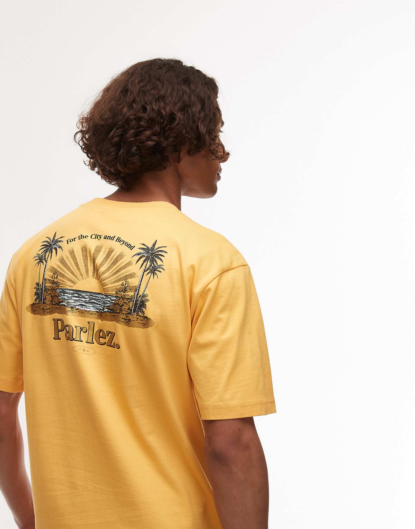 Parlez occasus motif back detail t-shirt in yellow 8290₽