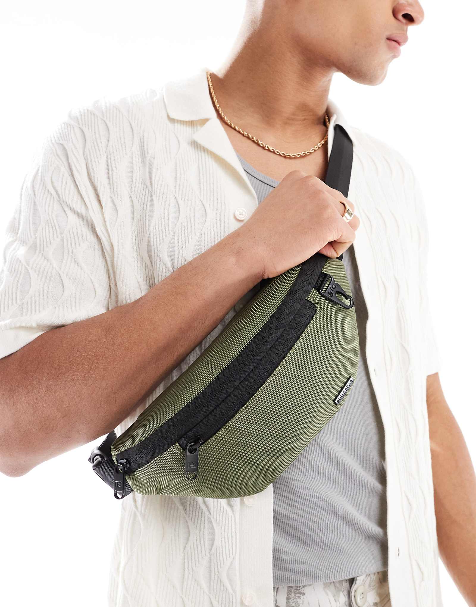 Pull-Bear nylon fanny pack in khaki green 5290₽