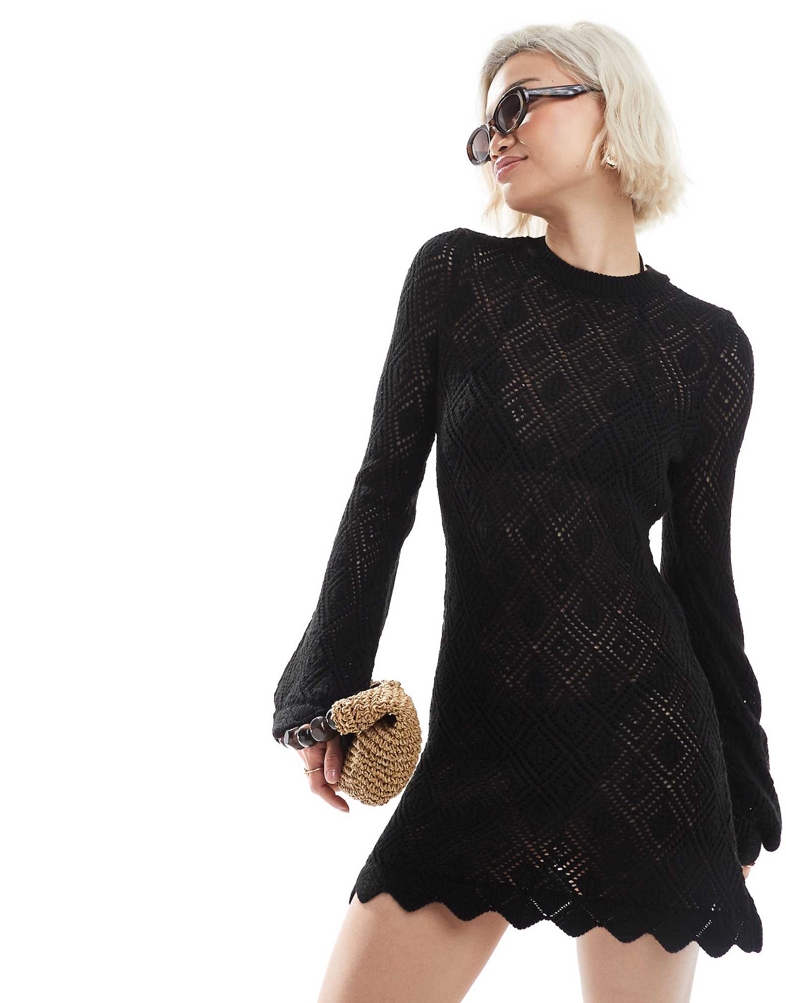 Miss Selfridge wide sleeve scallop hem knit beach dress in black 10990₽