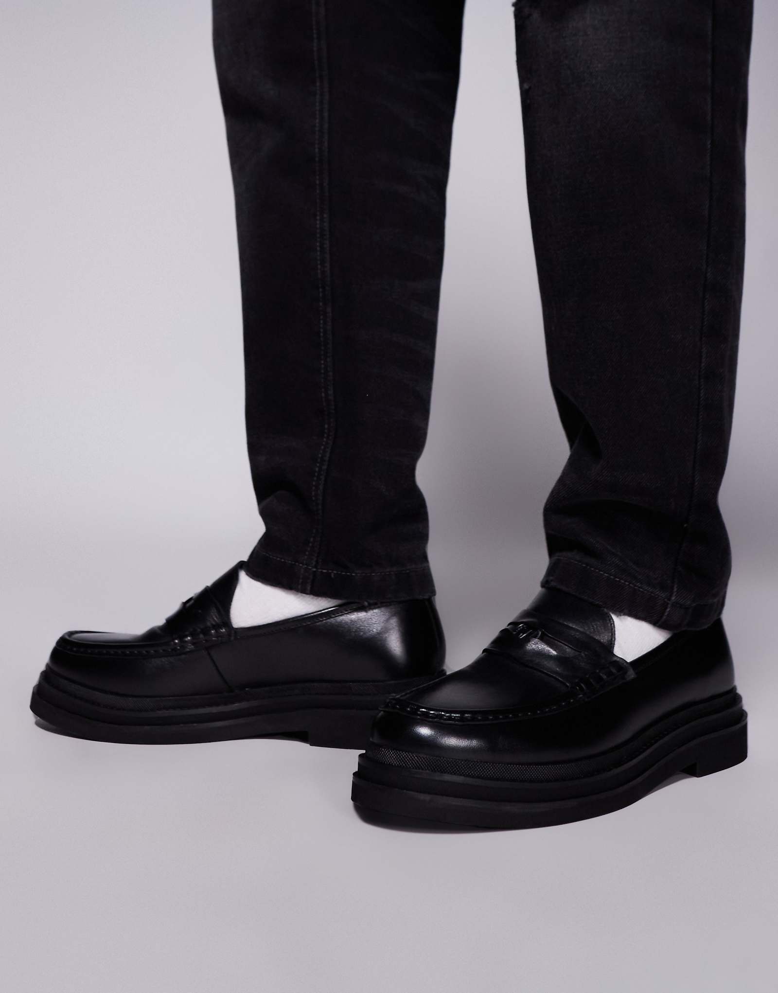 Walk London Brooklyn Penny loafers in black leather