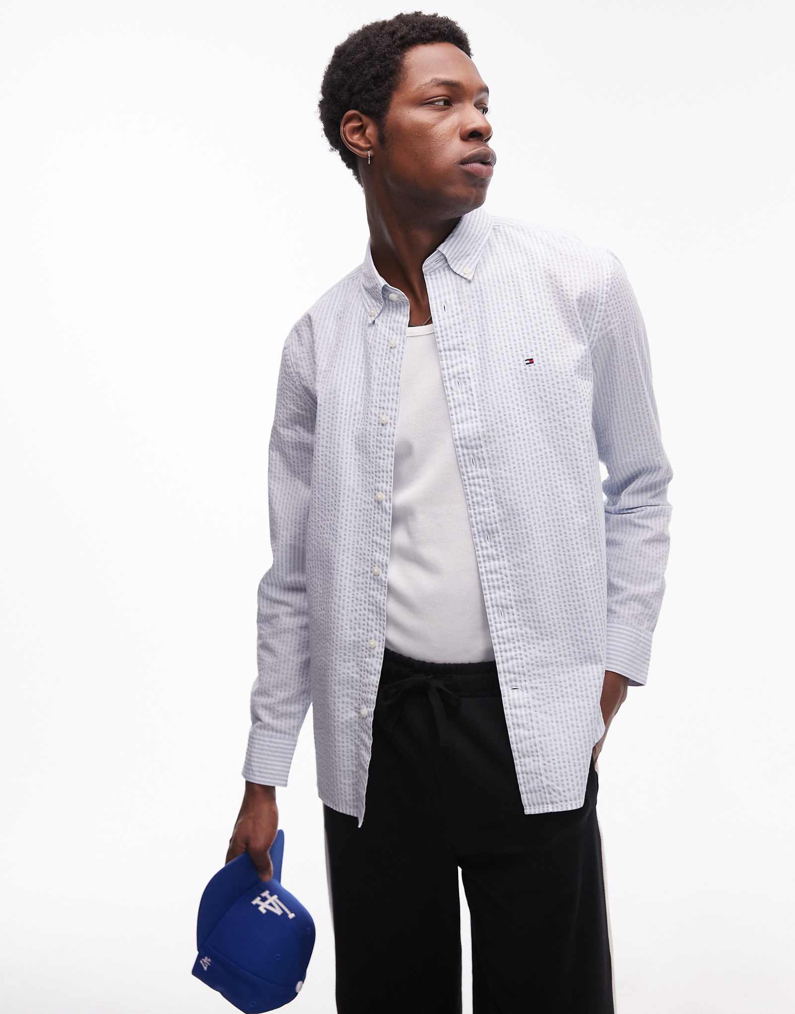 Tommy Hilfiger seersucker shirt in pale blue stripe 12890₽