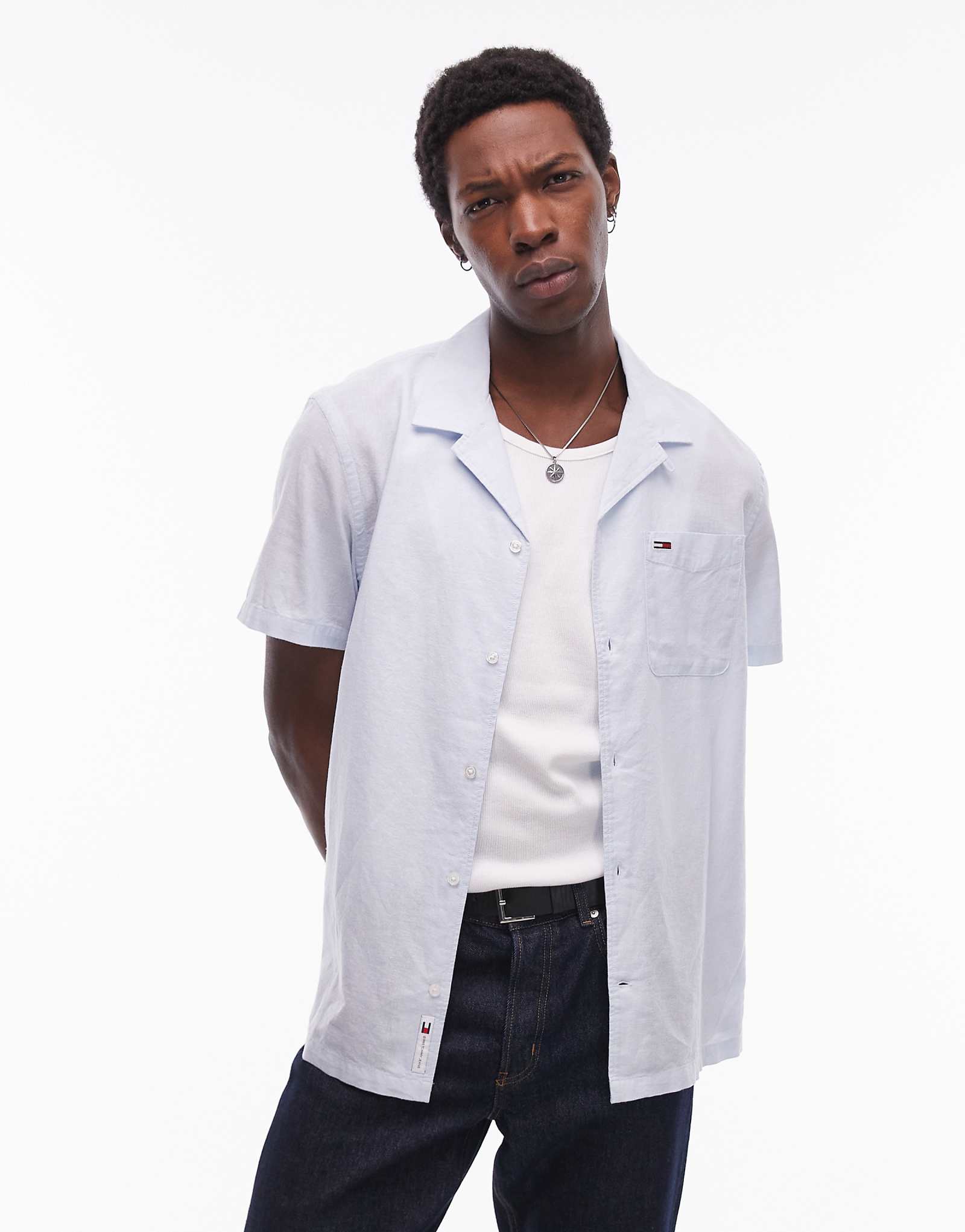 Tommy Jeans linen mix button shirt in light blue 11390₽