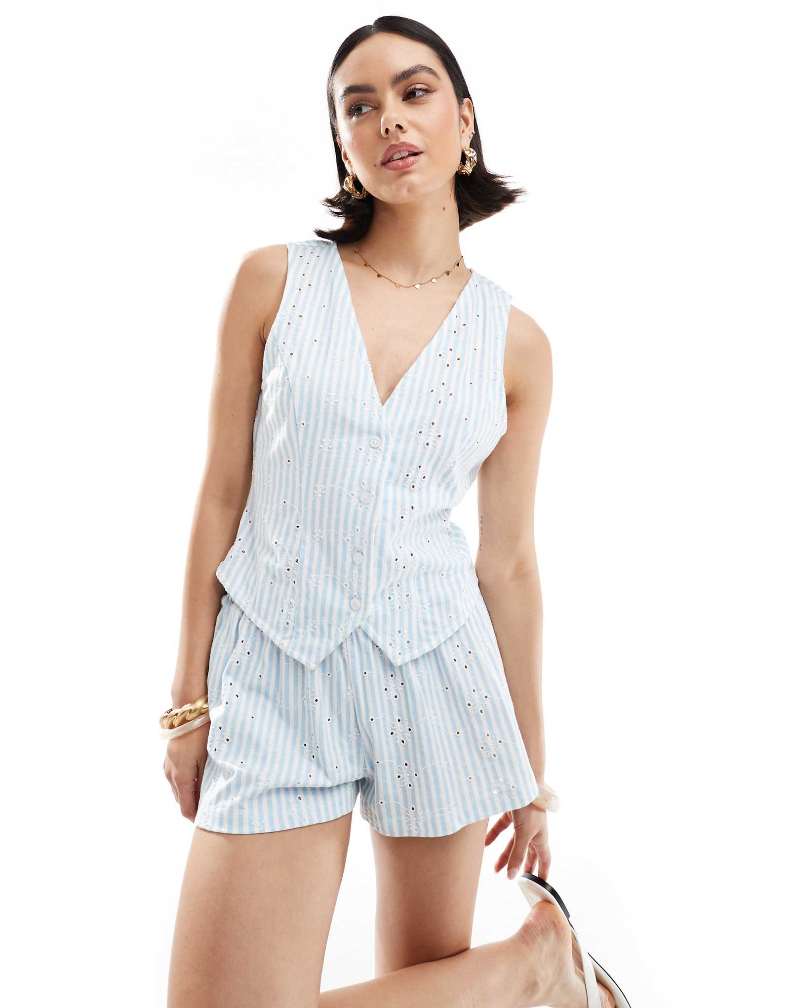 ASOS DESIGN broderie button down vest in blue stripe 3090₽