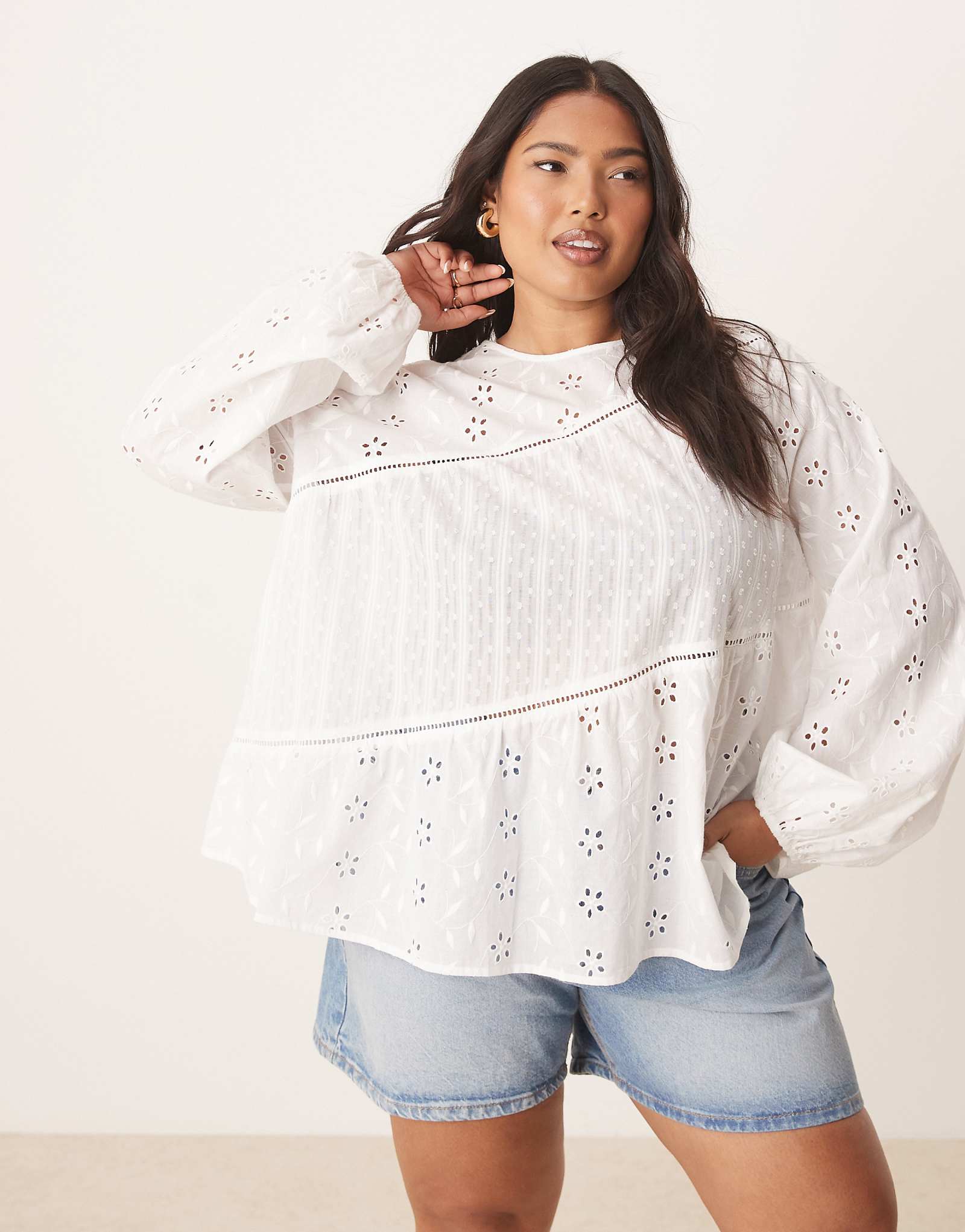 ASOS DESIGN Curve long sleeve top with mixed broderies and volume sleeves in white 12290₽