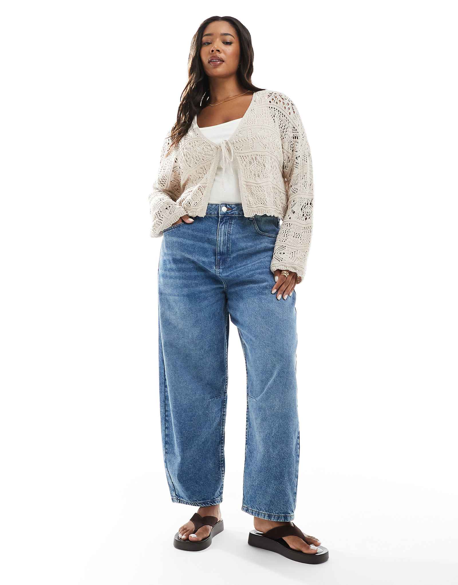 ASOS DESIGN Curve ankle grazer barrel leg jeans with cinch in vintage wash 9090₽