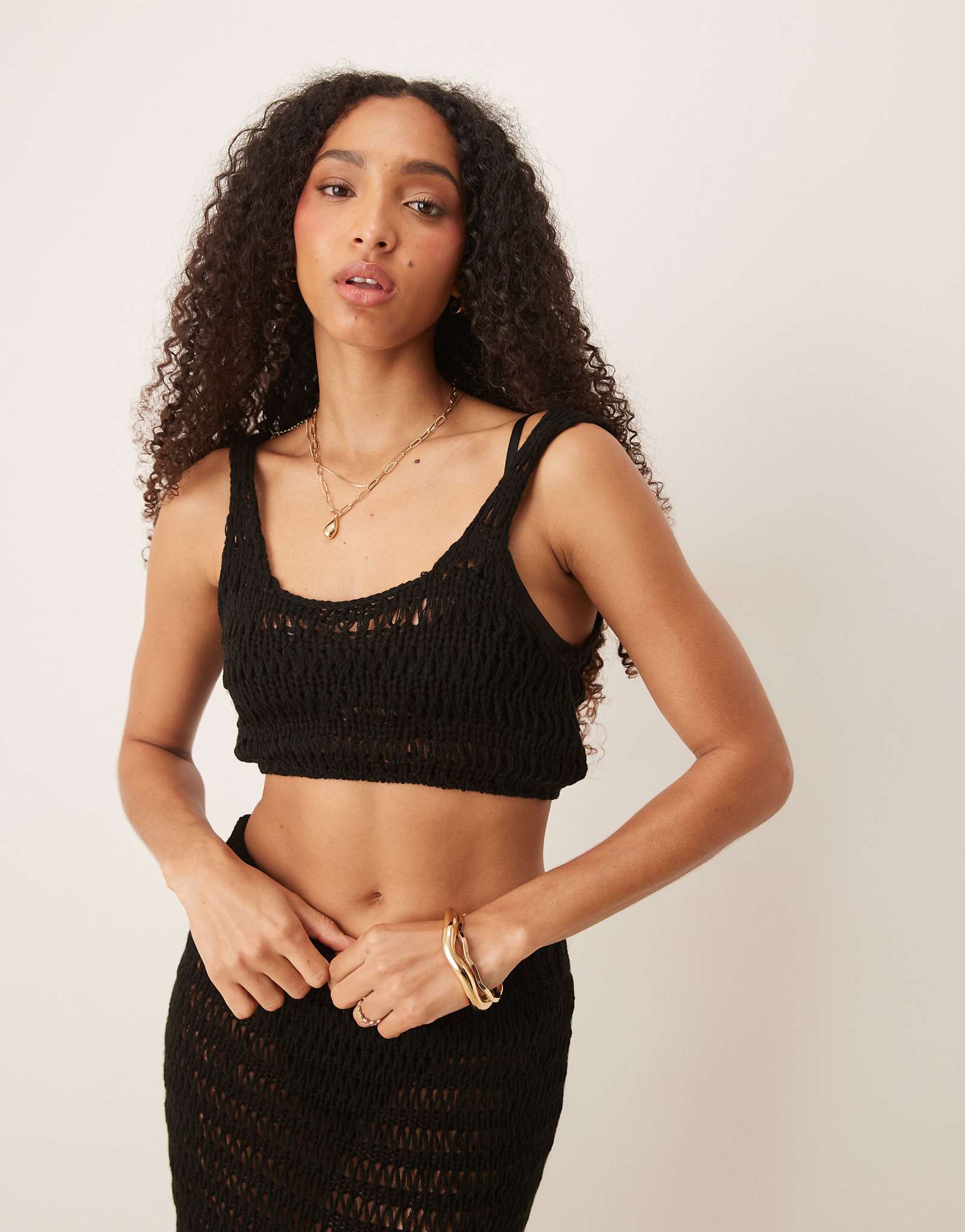 ASOS DESIGN knit beach crop top in black 3390₽