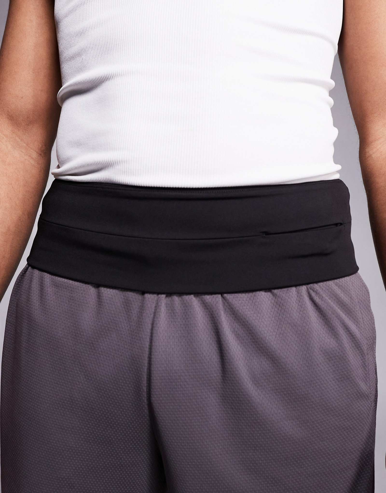 4505 running waist belt with concealed pocket in black 3990₽