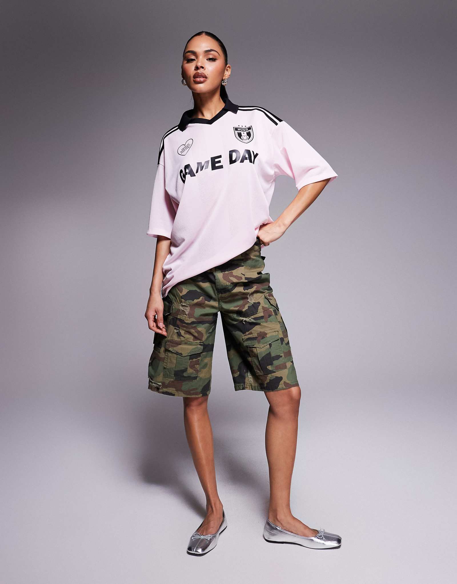 HUGO Blue soccer shirt in pink 14290₽