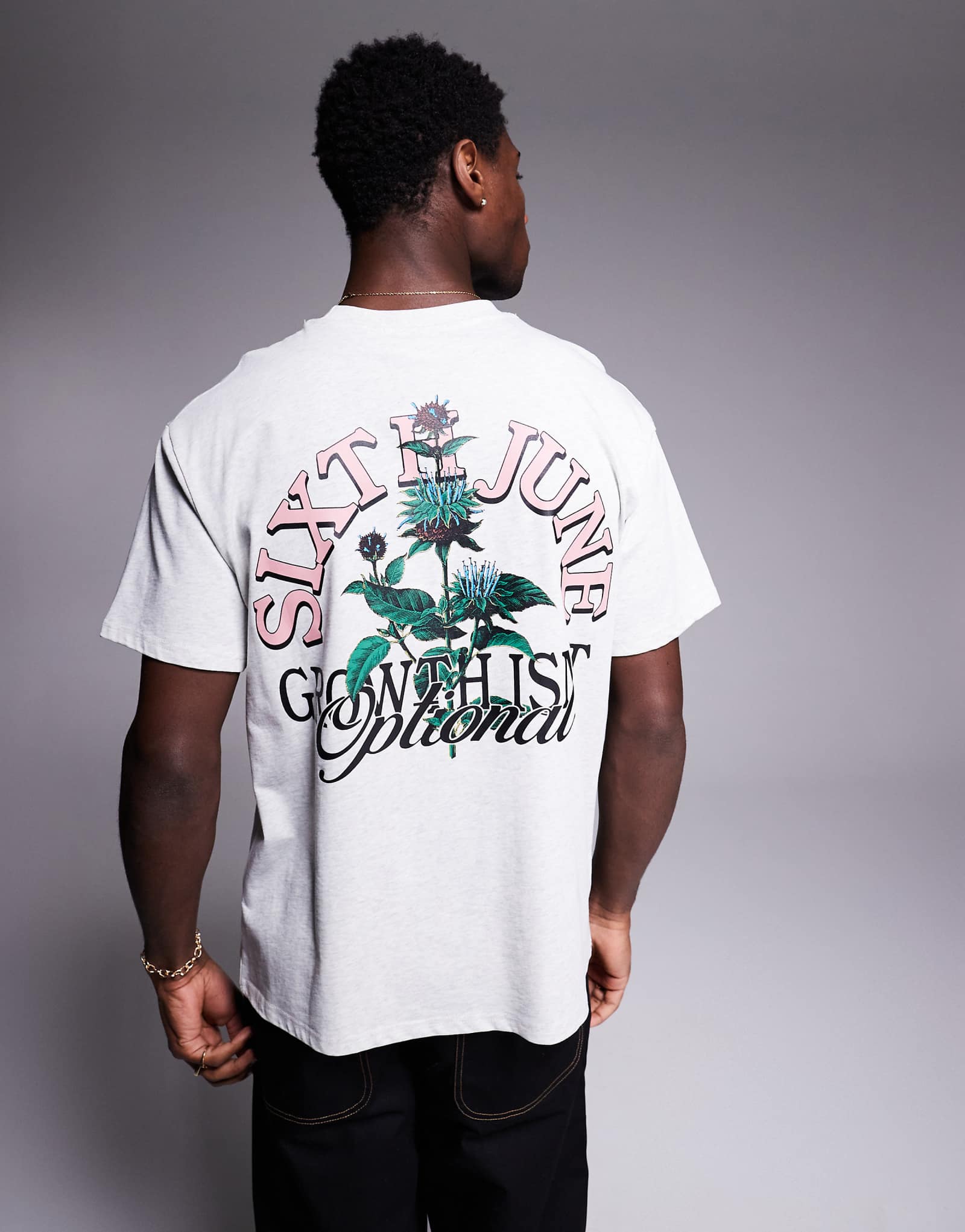 Sixth June botanical logo back print t-shirt in gray 12490₽