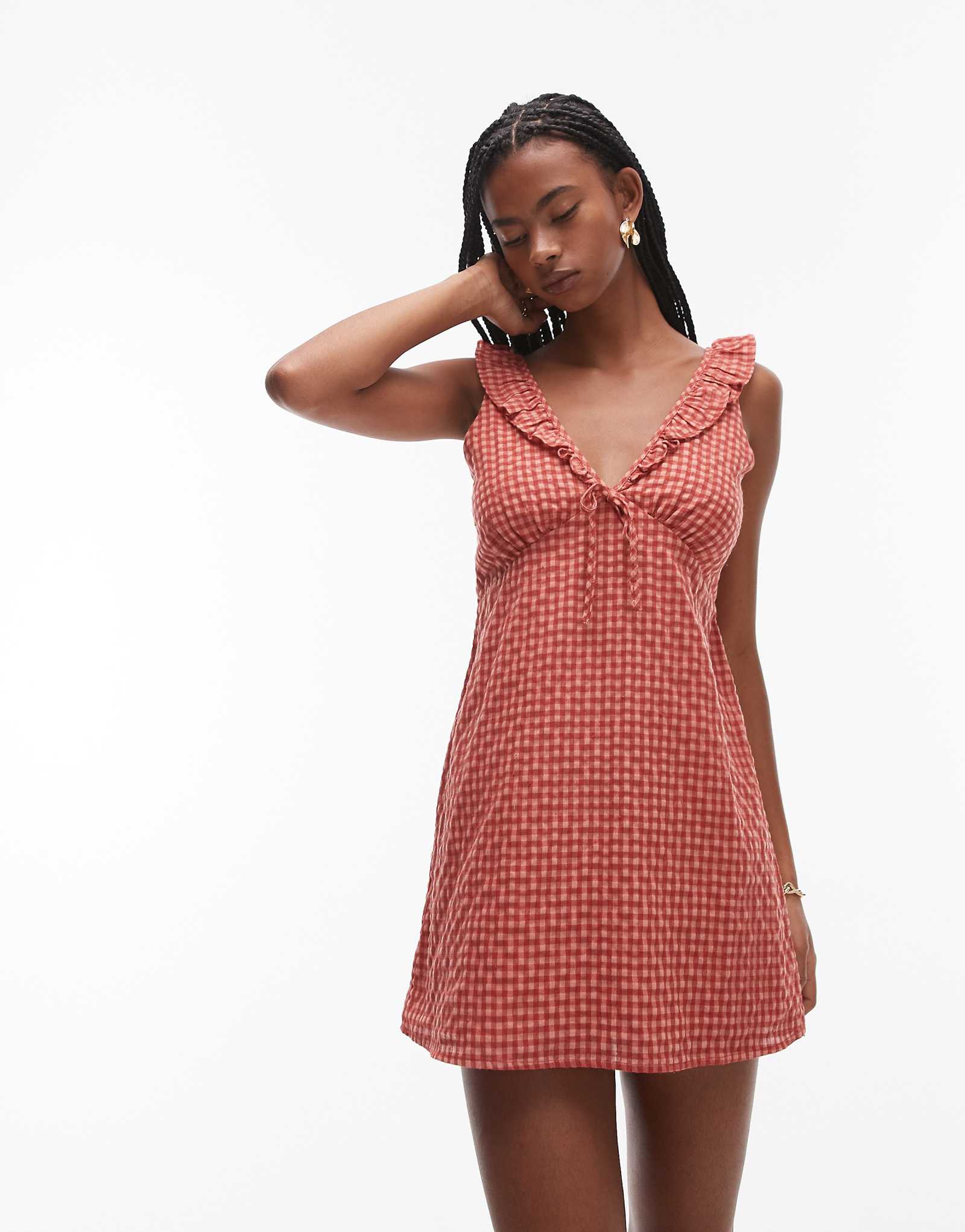 Rhythm Lola check ruffle mini dress in red 18490₽